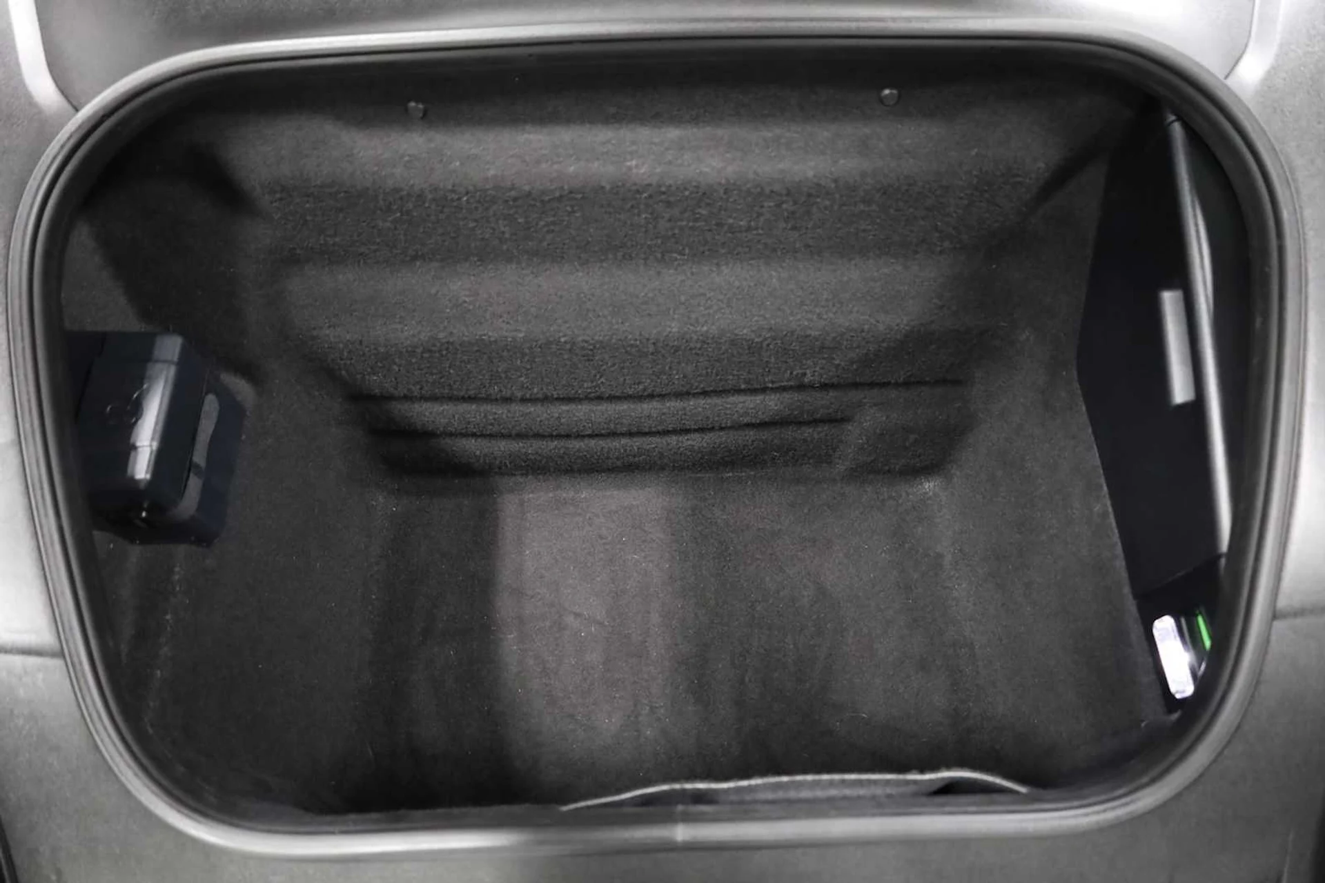 mph039_514005481_c9b45d106d97e1a47a39971e298aaf5f_ead6934019