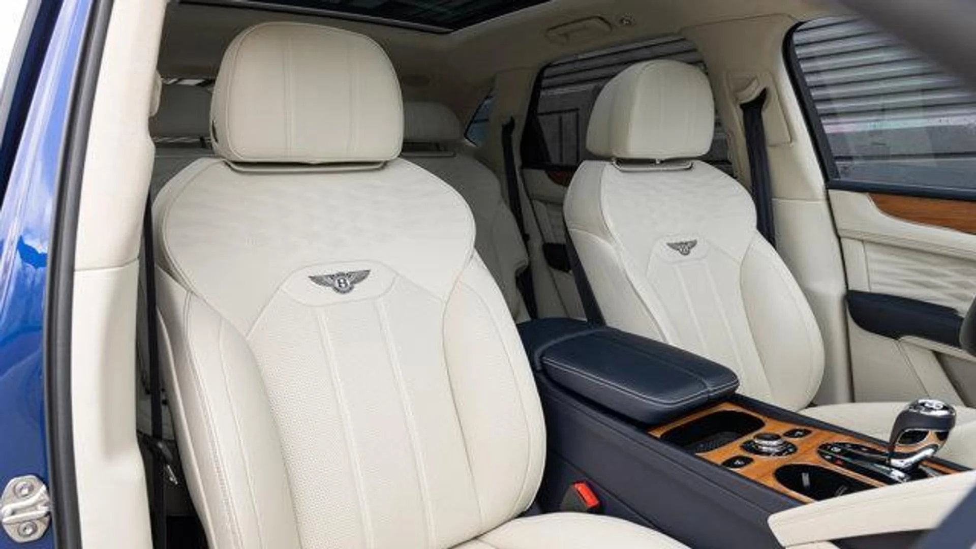 mph039_519351156_Z_it0z_GO_Da_JV_Fimv6i_Tp_T_Jl_V5tw_1337d20961