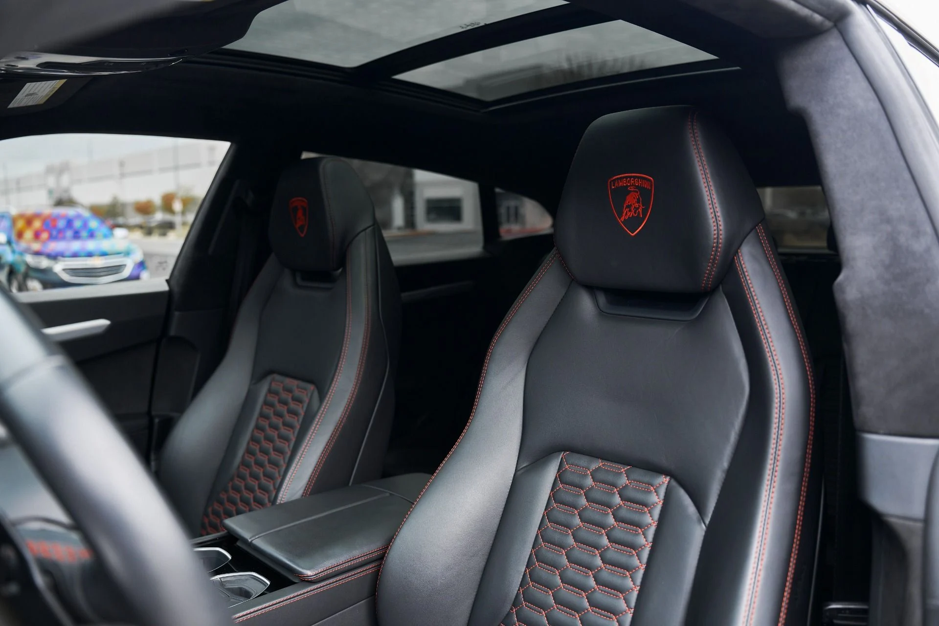 mph039_520464423_Used_2021_Lamborghini_Urus_1763157095_2866e15e51