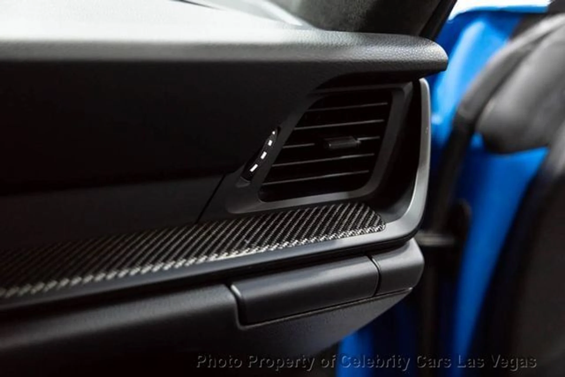 mph039_527044728_used_2022_porsche_911_gt3coupe_9707_23088609_44_640_1721b0b891