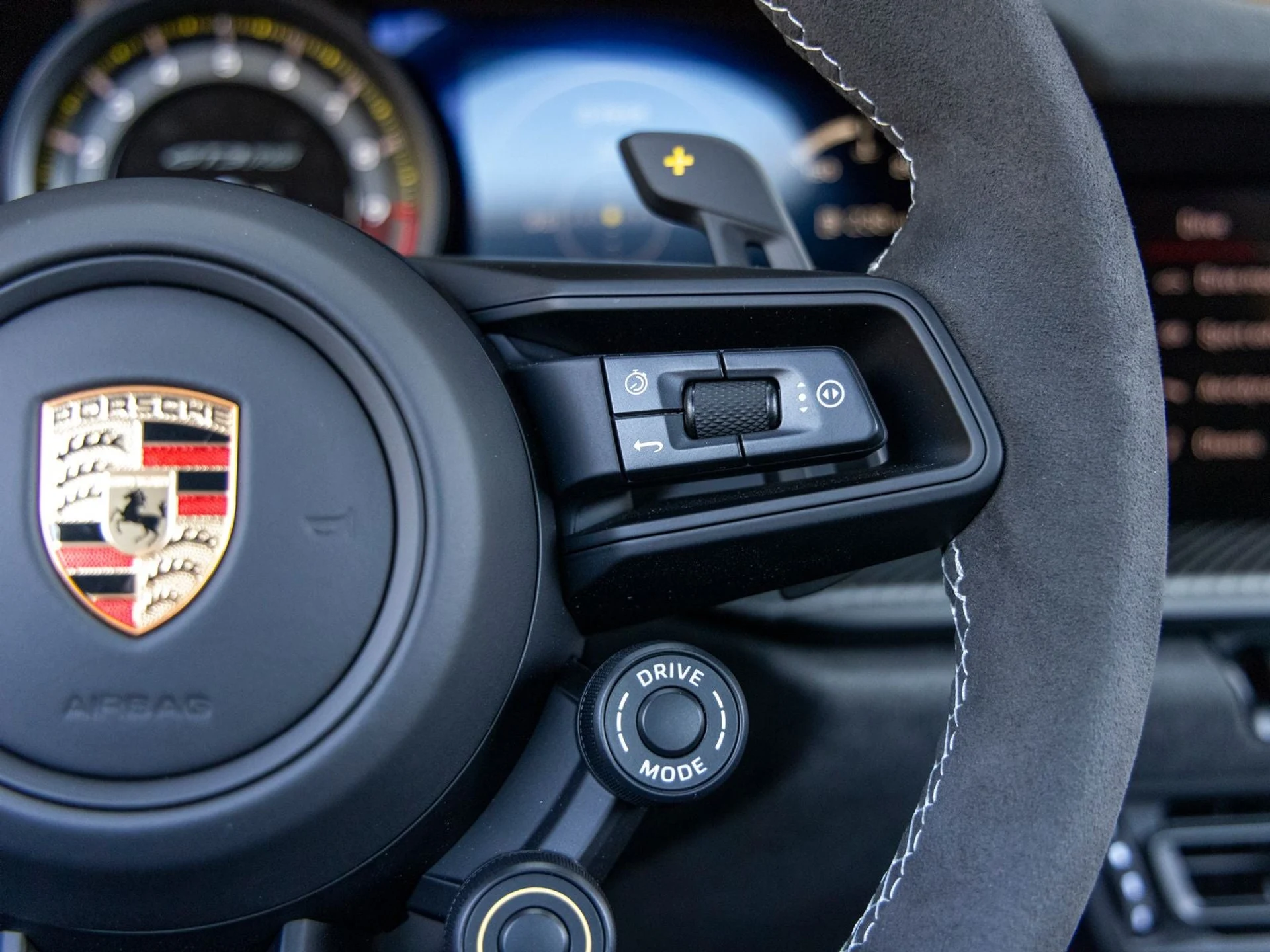 mph039_533632316_40_6abf708bd9