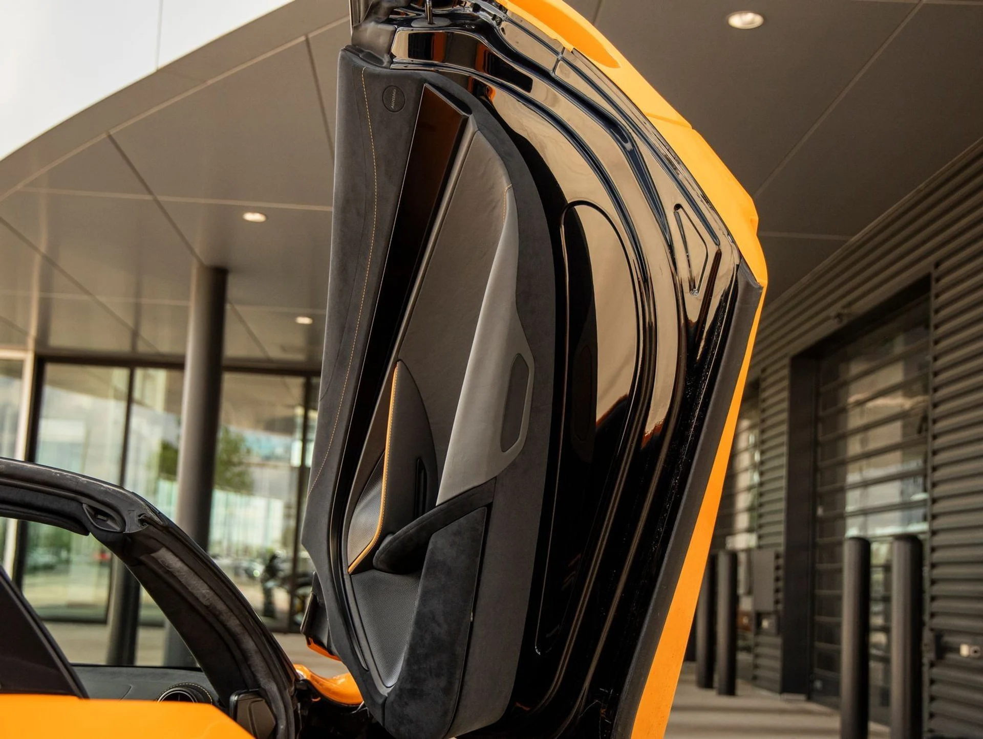 mph039_535294732_40_6c625fcc83