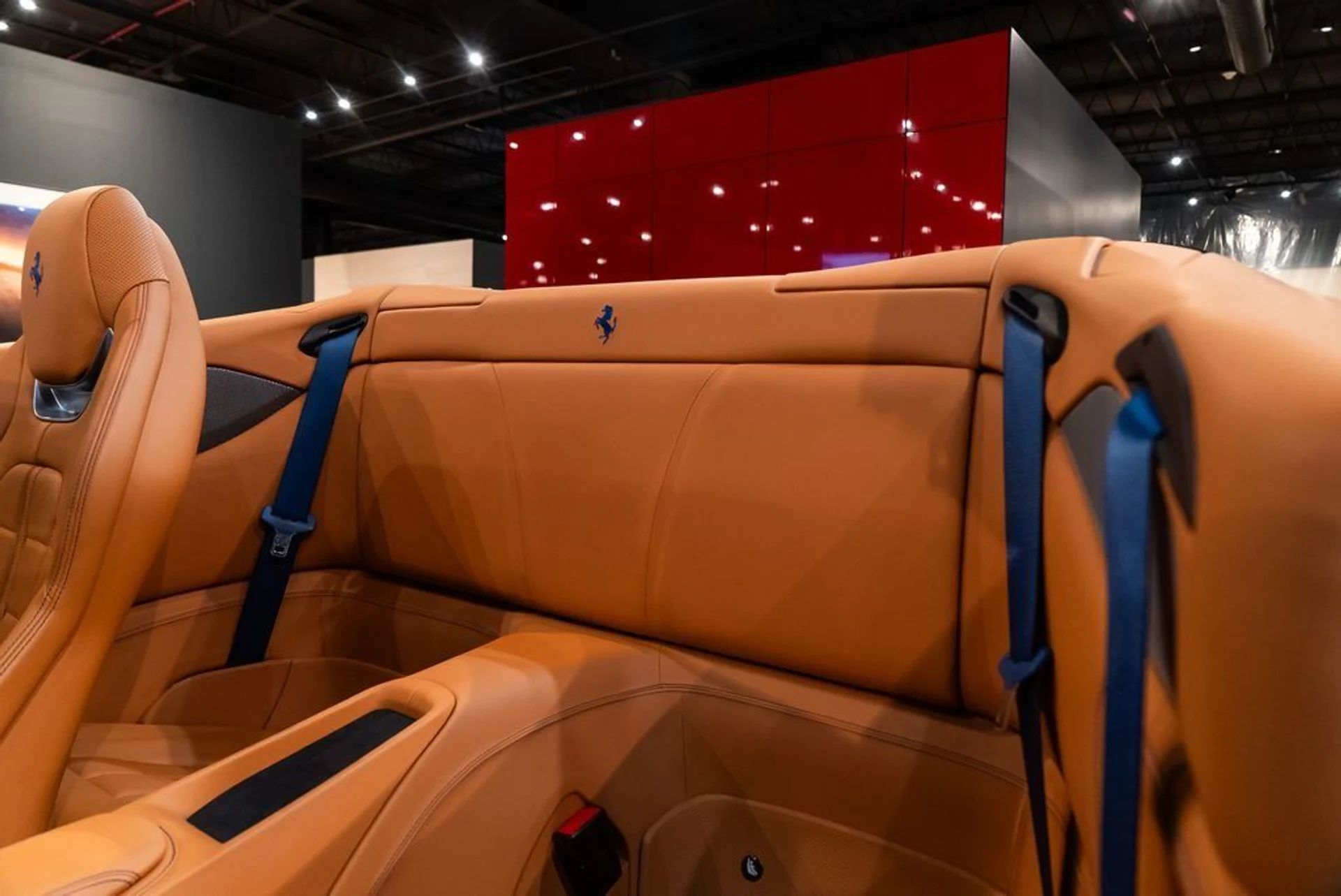 mph039_53830711_0dffdb4aca2fb7bc16b60013d40dd755_d08225acff