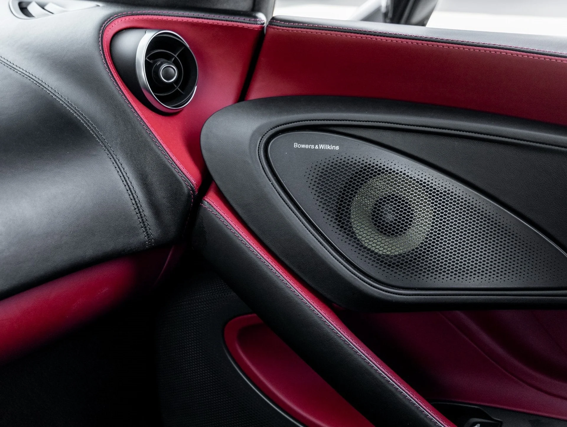 mph039_545544717_40_f4d5ed2548