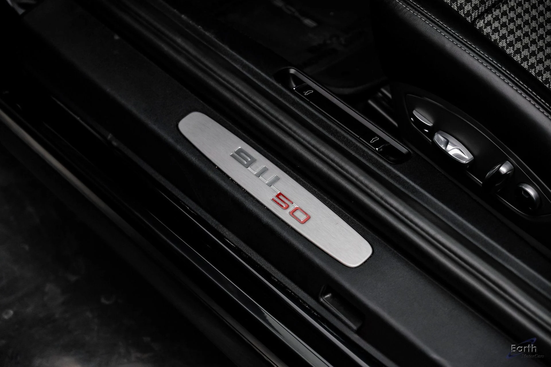 mph039_550743303_c56b10b3a6366f5c6cb8e39a44140c0bx_e7fedaec5d