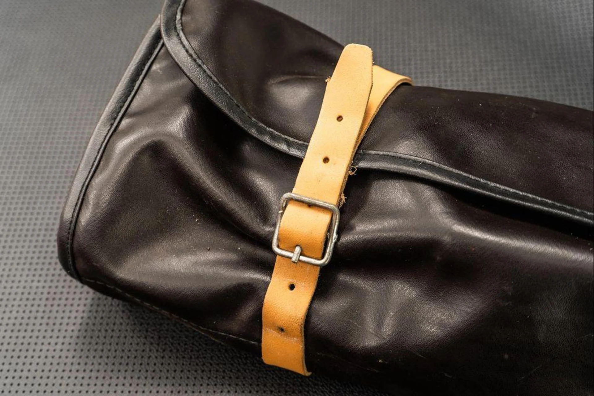 mph039_559572152_h_VW_4_L3h_Xqr_3_T9a4_CH_Wwmtg_R7g_I_016502b95e