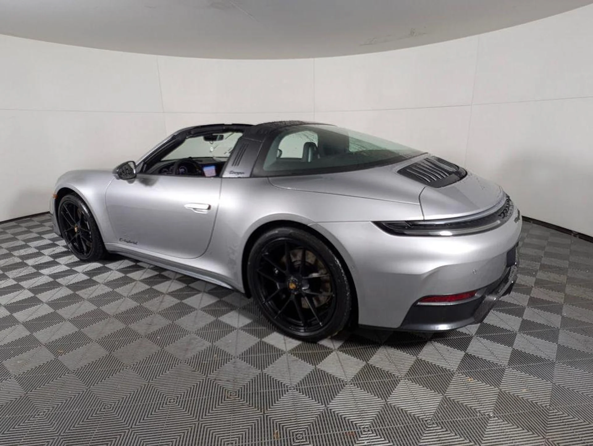 mph039_566286787_last_X_Ld6jm_Q_Se_M_Gha_CKTM_Vhav_E_a8e1dcb122