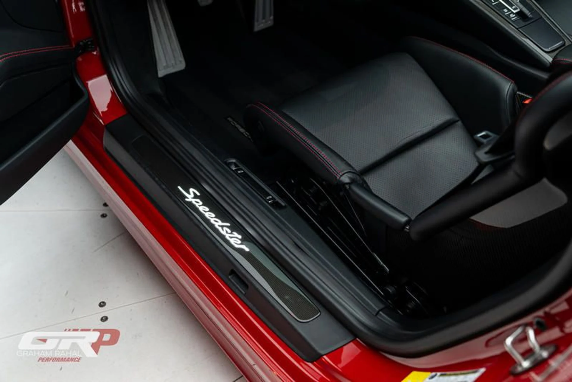 mph039_568780874_6_EEAD_611_5_E46_4_FD_1_B533_560592532692_bb9b52a316