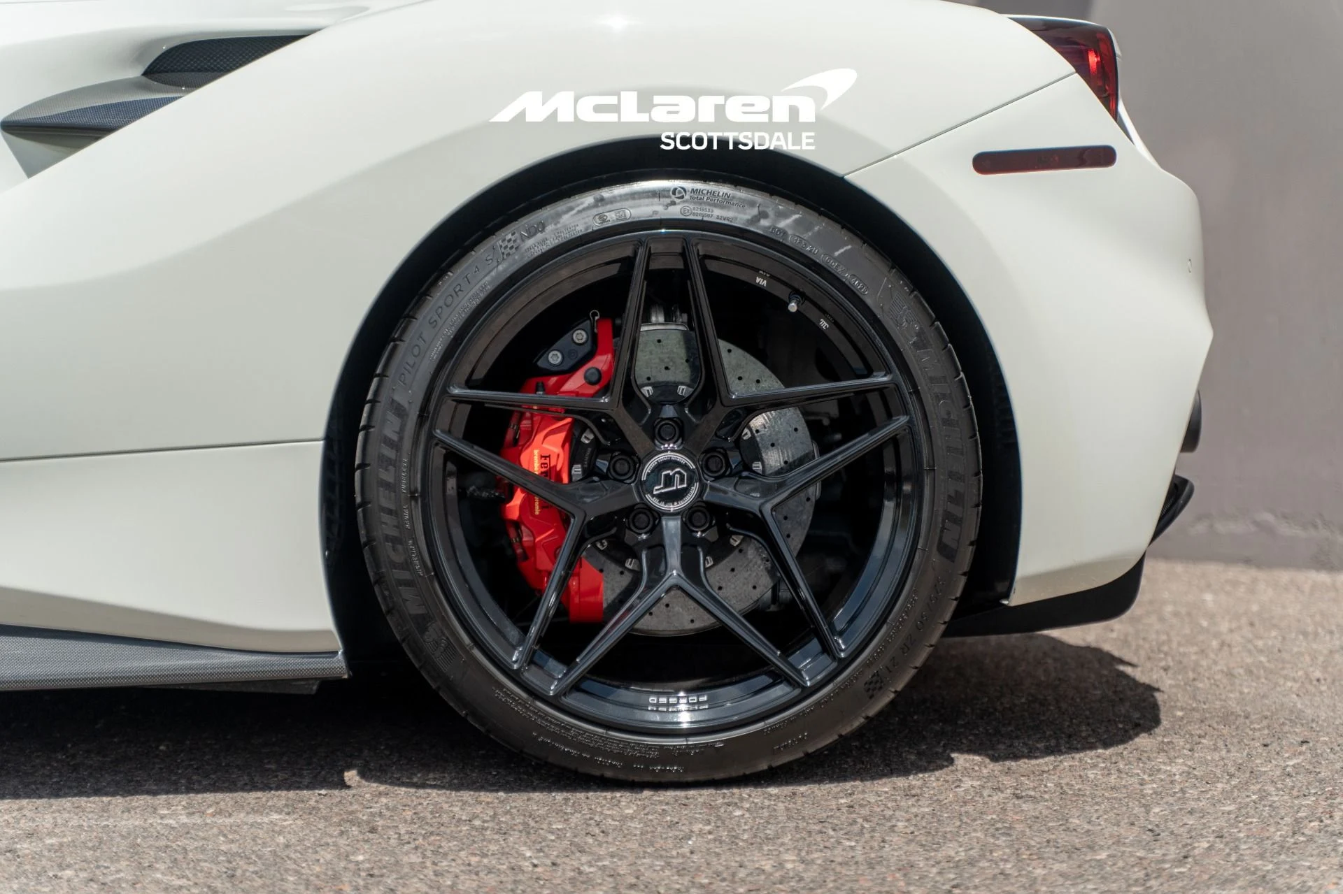 mph039_573254983_Used_2017_FERRARI_488_SPIDER_1780078036_ad562479ce