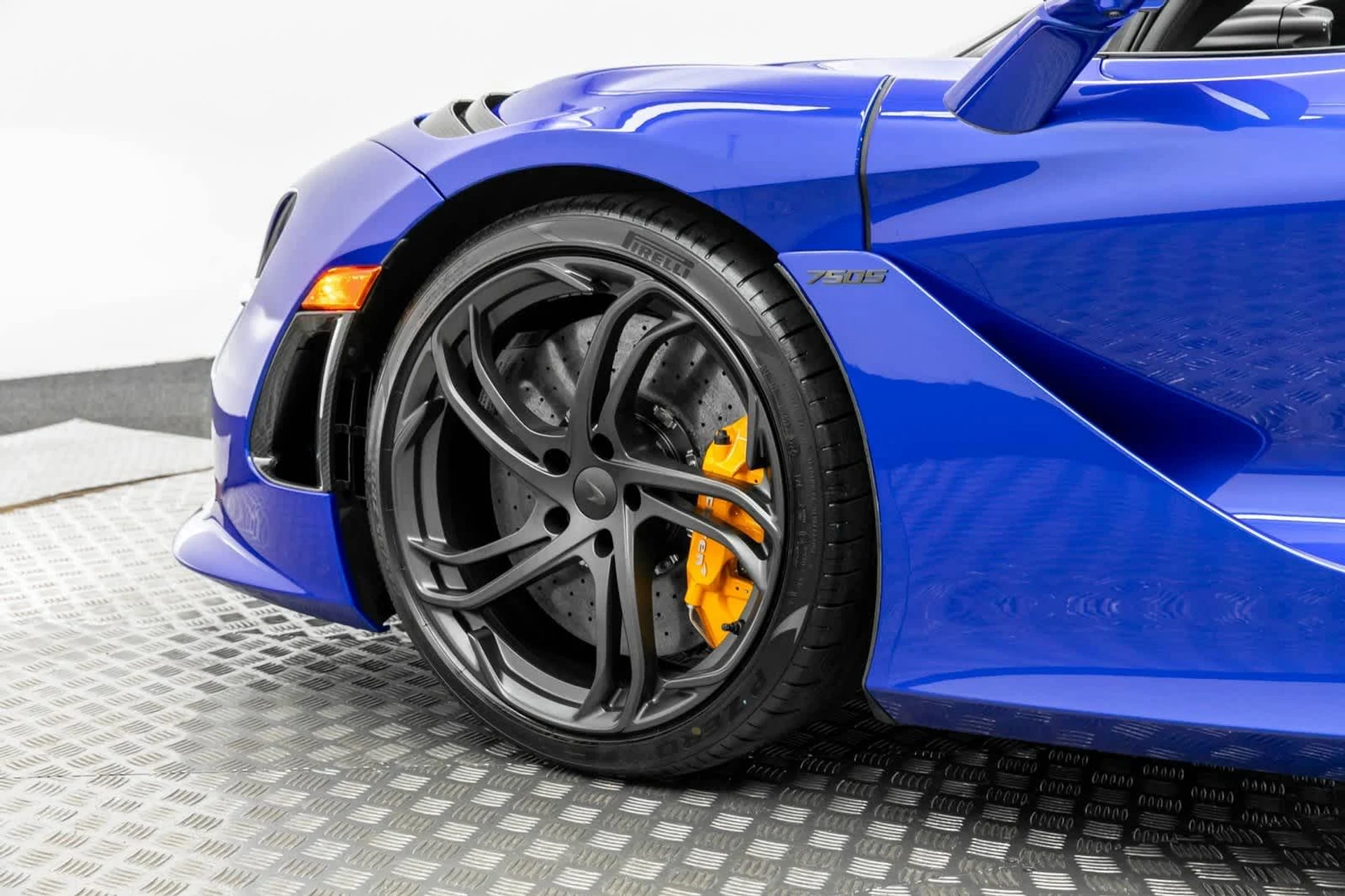 mph039_574681244_40_6feebcf9d7