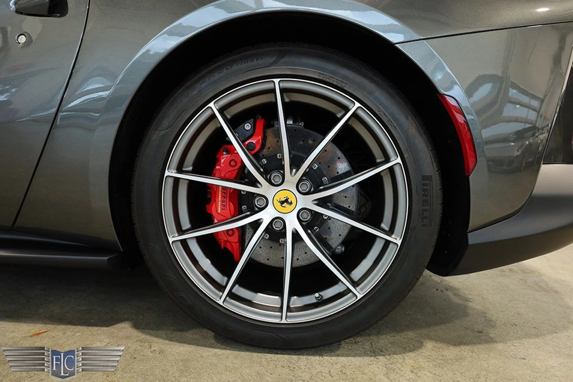 mph039_584085166_used_2020_ferrari_812_superfast_coupe_9689_22962182_40_1024_ee2509a38e