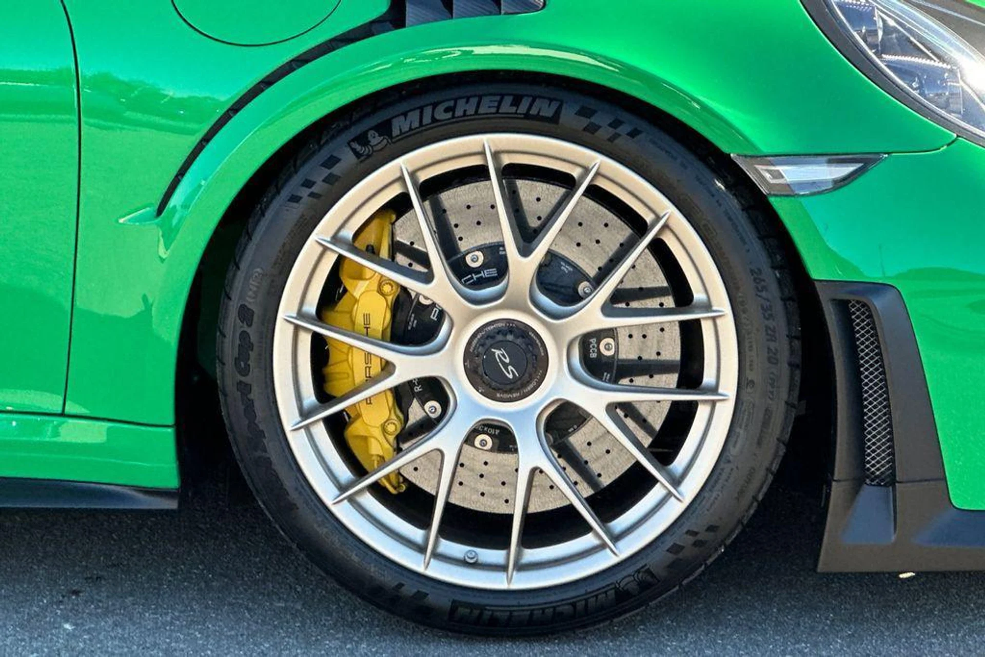 mph039_588860847_h_M_k_Yj_Lg_Fx_E7ux_J56_GR_Um_Fzf_K_I_f515ae0b20