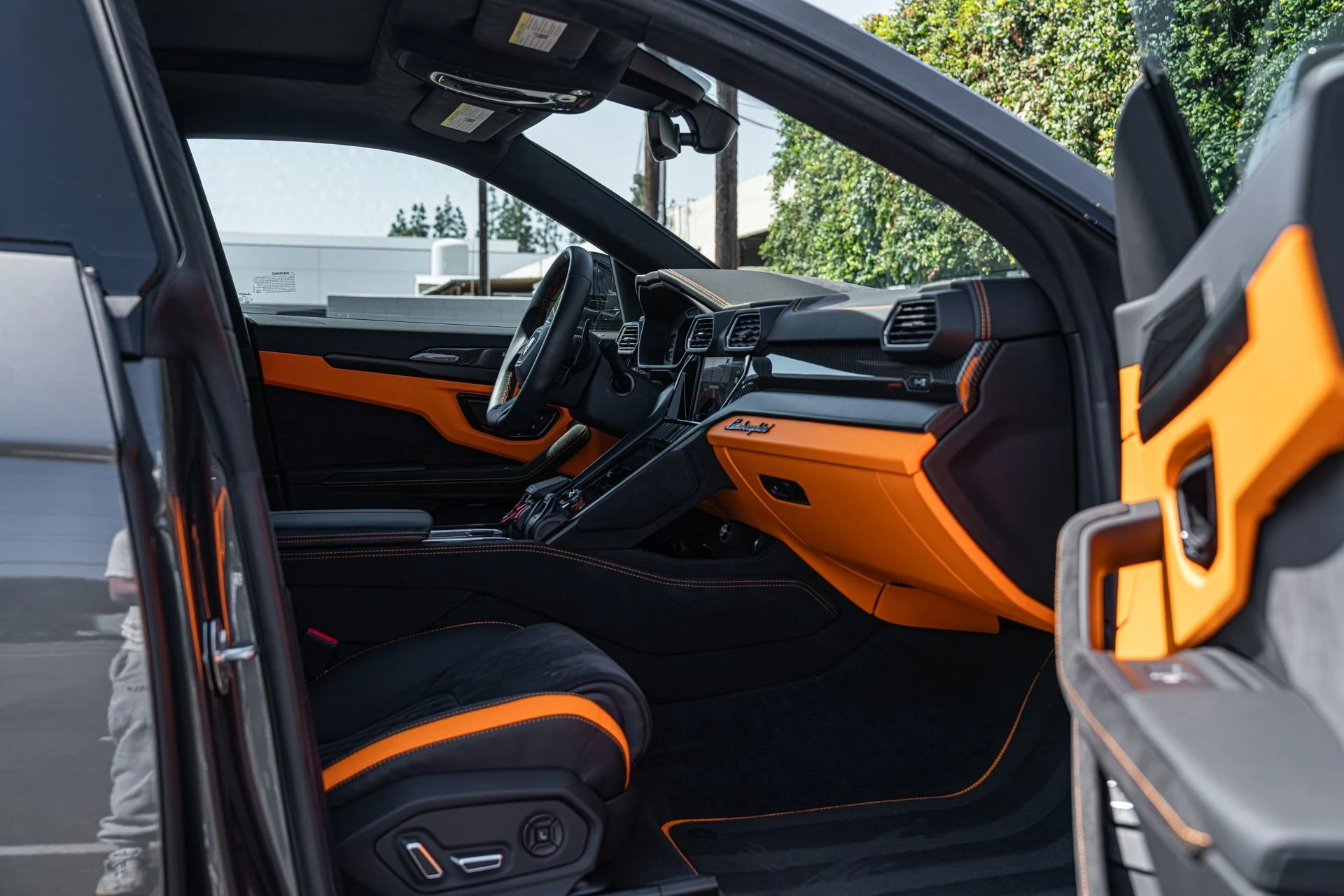 mph039_595486956_Used_2024_Lamborghini_Urus_S_1755026191_a70df8f72e