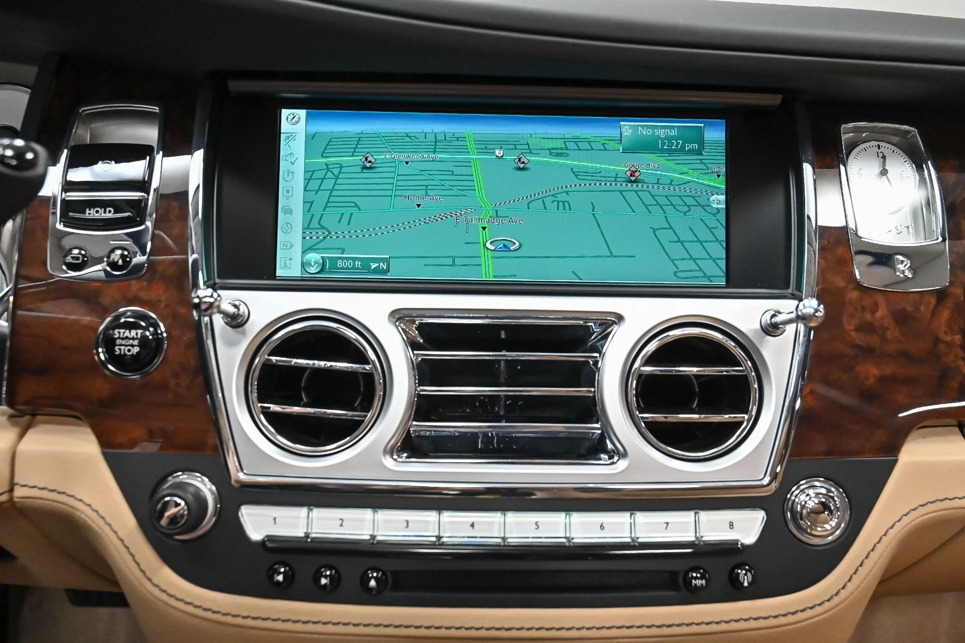 mph039_59753969_Used_2017_Rolls_Royce_Ghost_1749695060_25b7578761