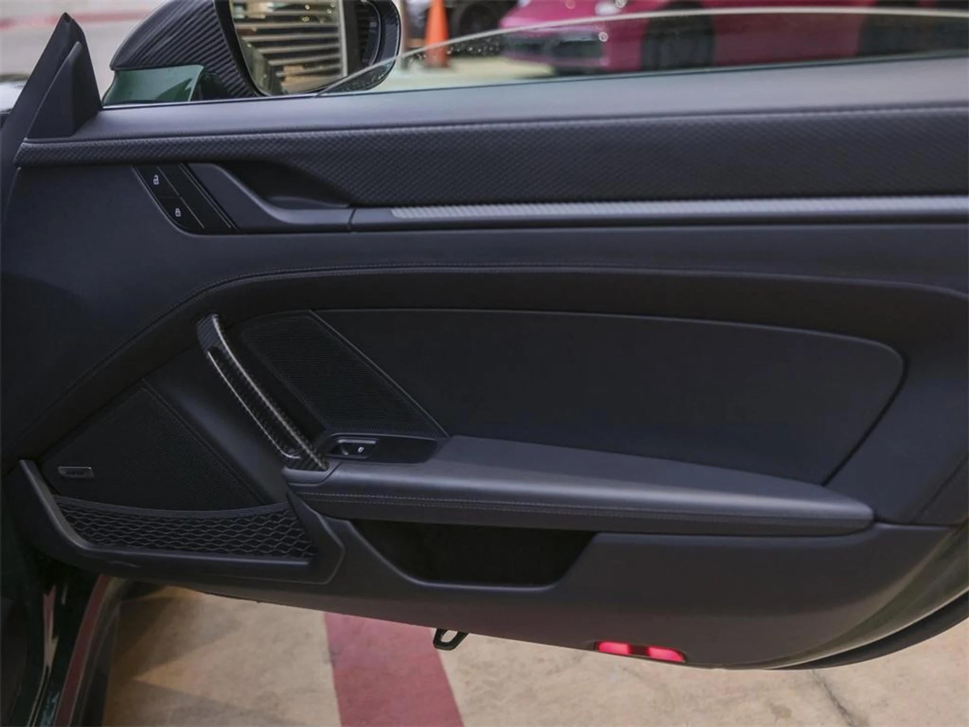 mph039_62040978_d_Kfrz8_W_Mao_UV_3zb2_KFAA_1a0_Rs_A_37998f3886