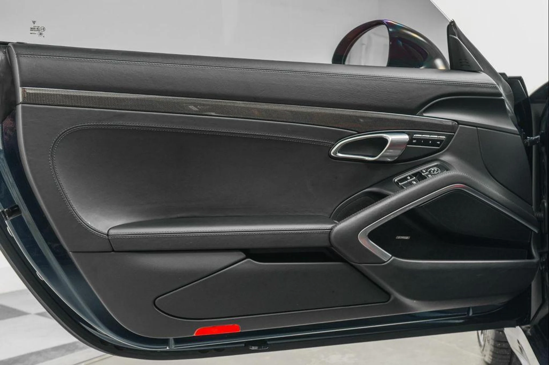 mph039_626694754_0_Zrp6nljf_Htijczg_UQJ_9e_Kz3_OWM_9c5a7981a3