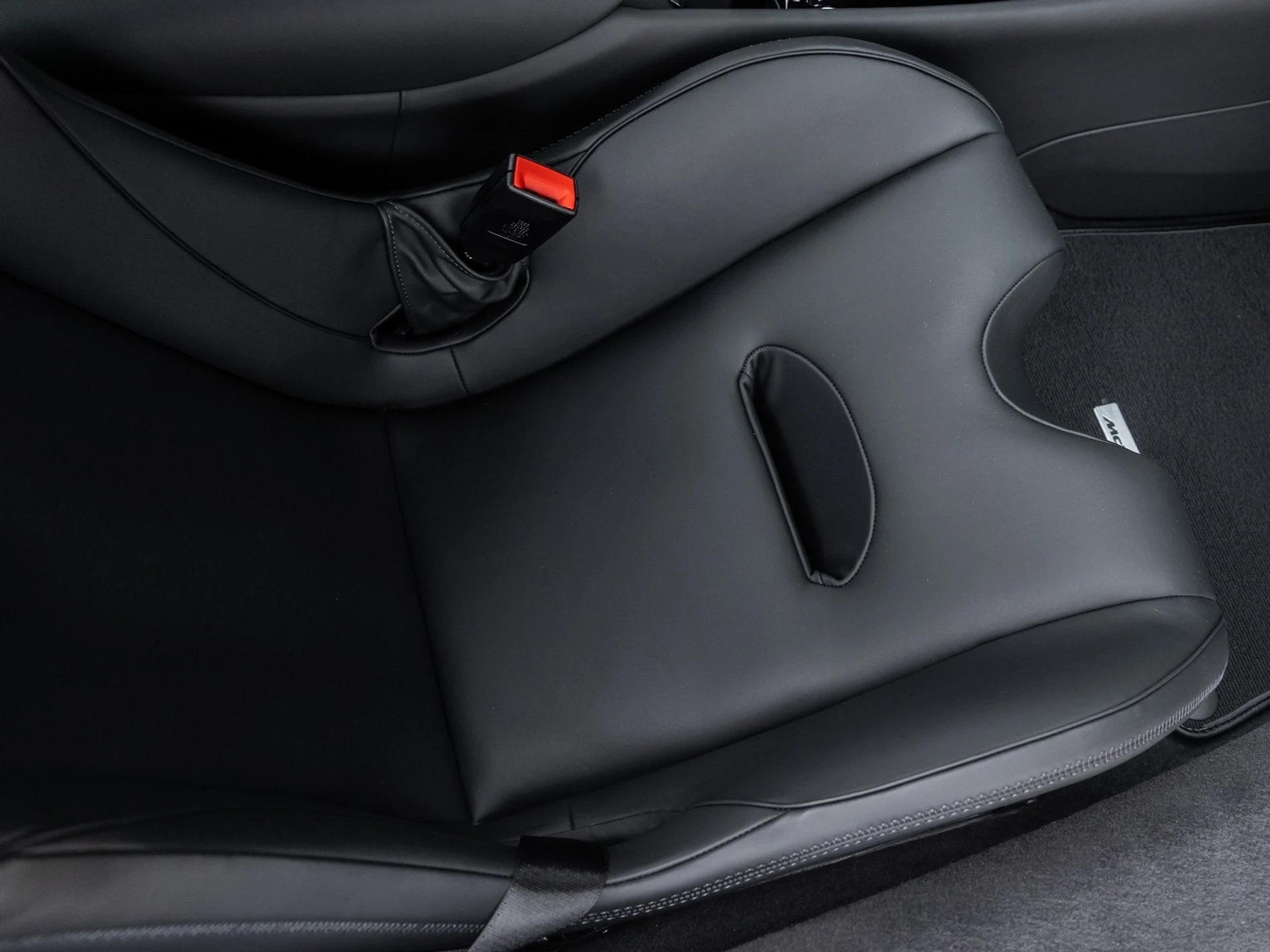 mph039_633834694_40_c174c82bf5