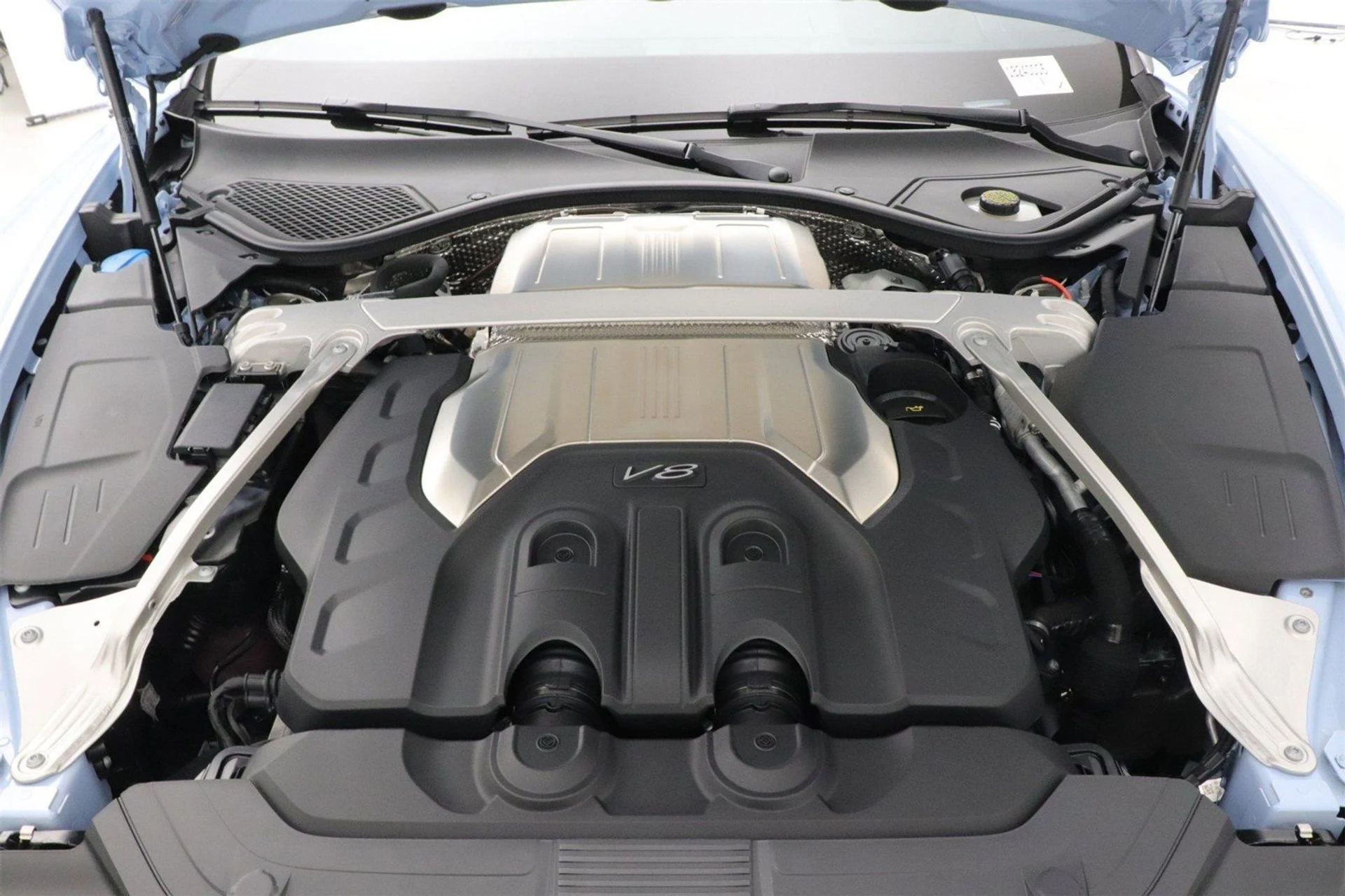 mph039_639683093_735ce38208ac6f18f186040008ad42f9_93720c05b2