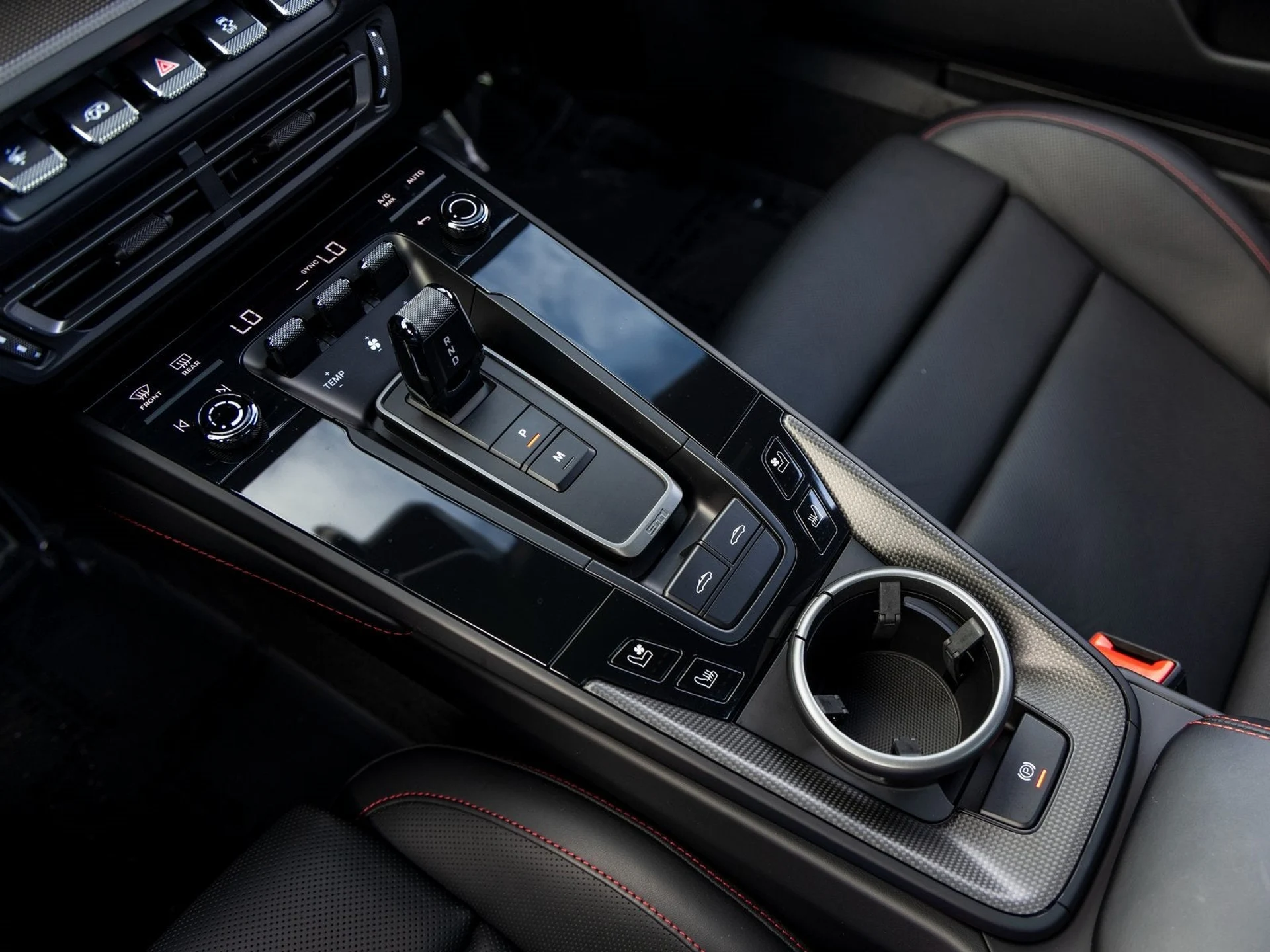 mph039_645719881_40_17c68f1307