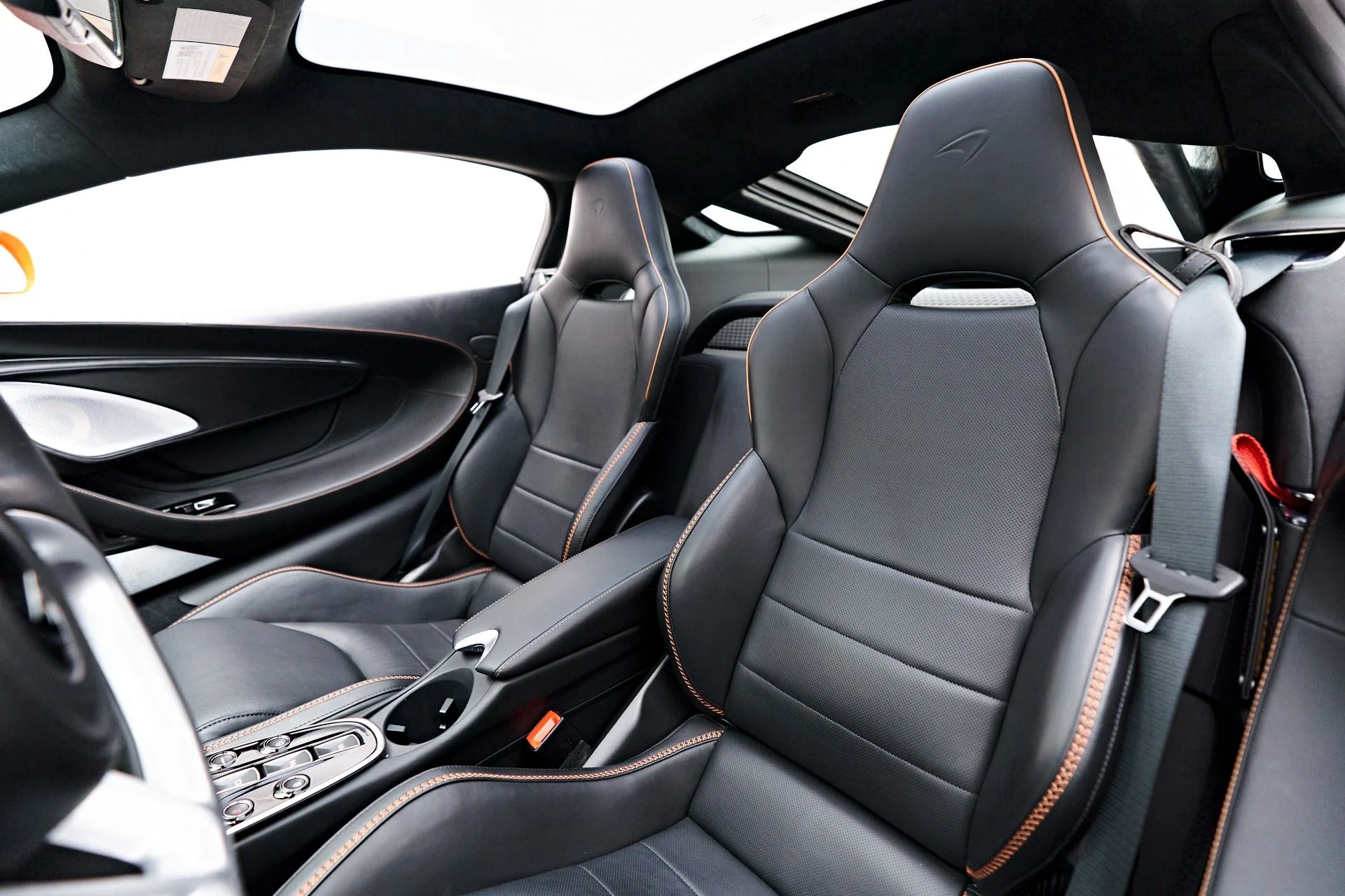 mph039_646146496_Used_2023_Mc_Laren_GT_Base_1712094494_dcd12b0bcf