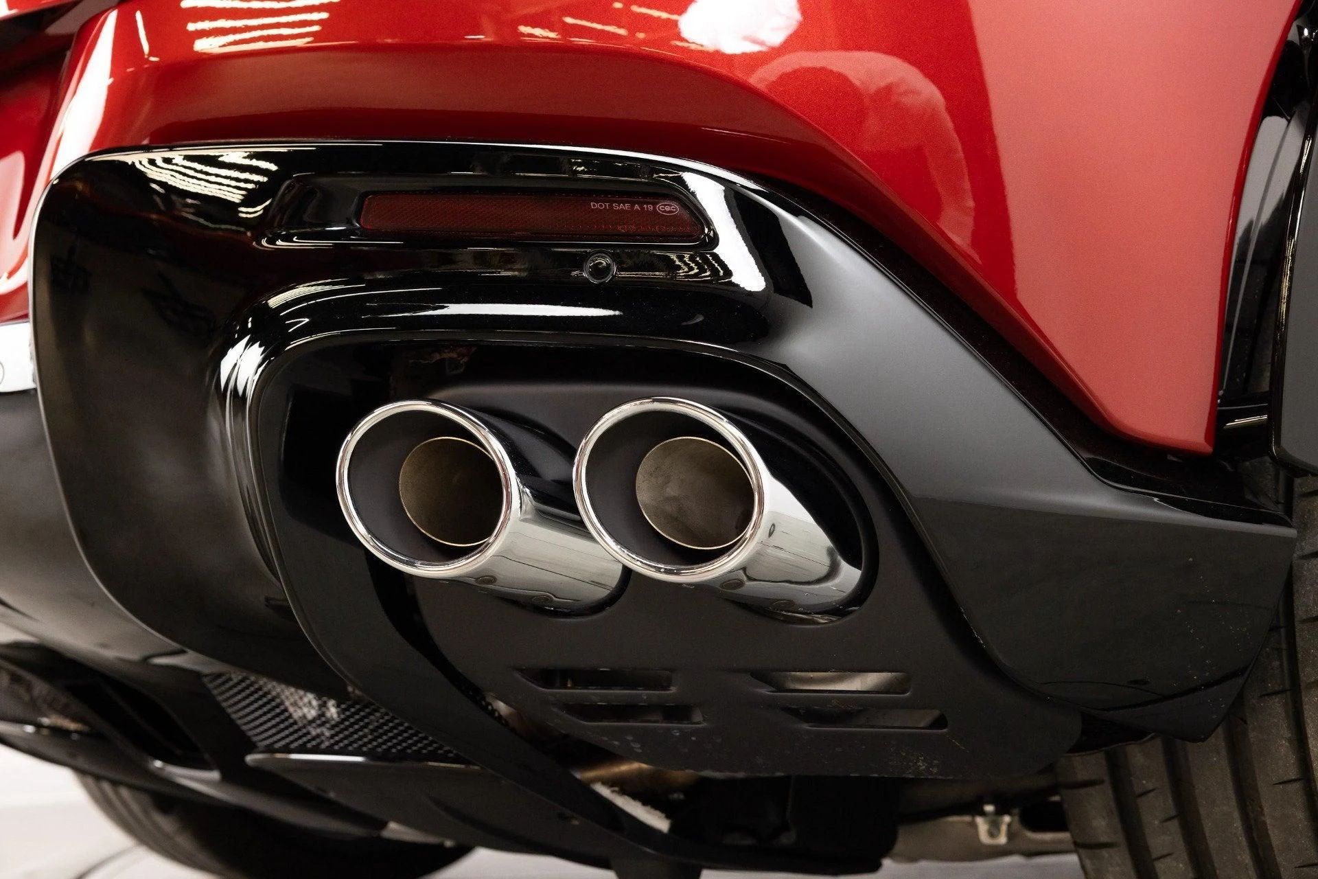 mph039_653174909_Used_2026_Ferrari_Purosangue_1785925699_a1ce33feb0