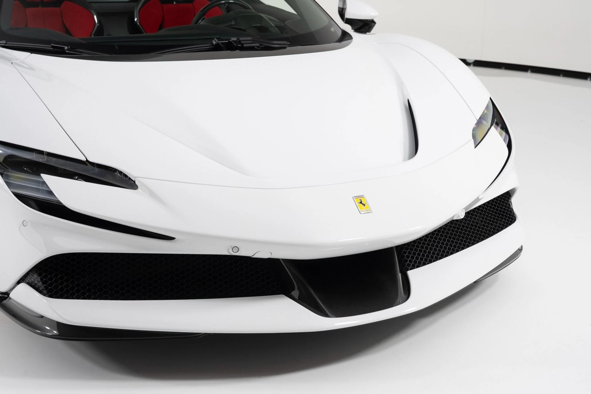 mph039_654484860_Used_2024_Ferrari_SF_90_Spider_1753904236_a67864821b