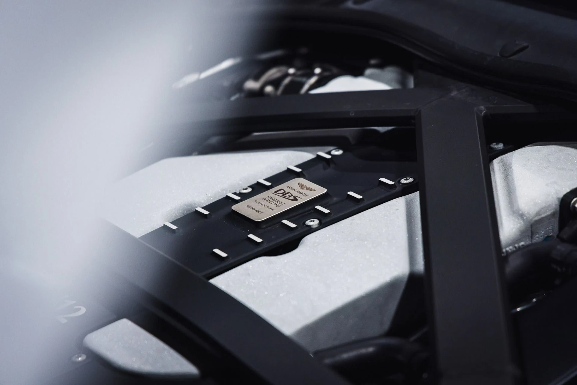 mph039_655115316_Used_2019_Aston_Martin_DBS_Superleggera_370000_MSRP_CARBON_ROOF_1775436975_7ffed5a501