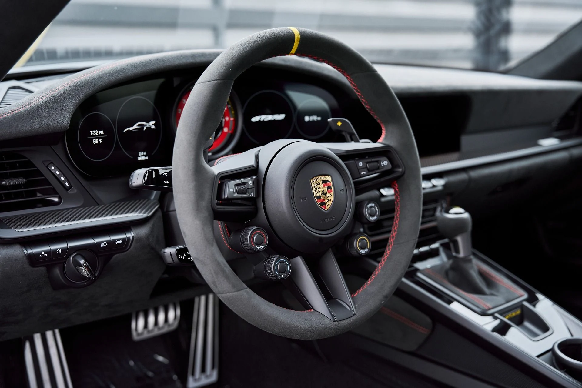 mph039_657771137_Used_2024_Porsche_911_GT_3_RS_1767150524_475d59dc91