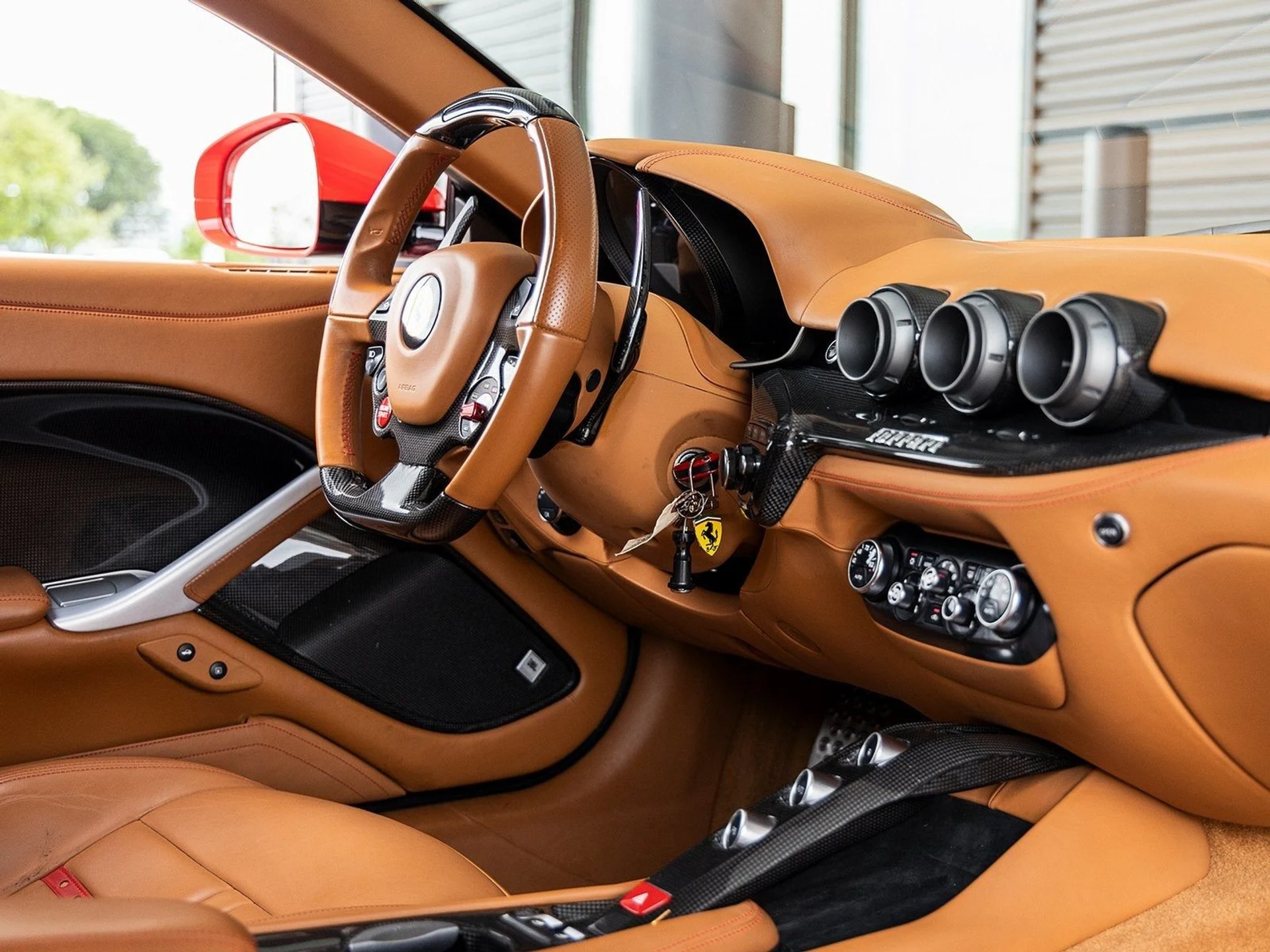 mph039_657948347_40_cd6bf3b72a