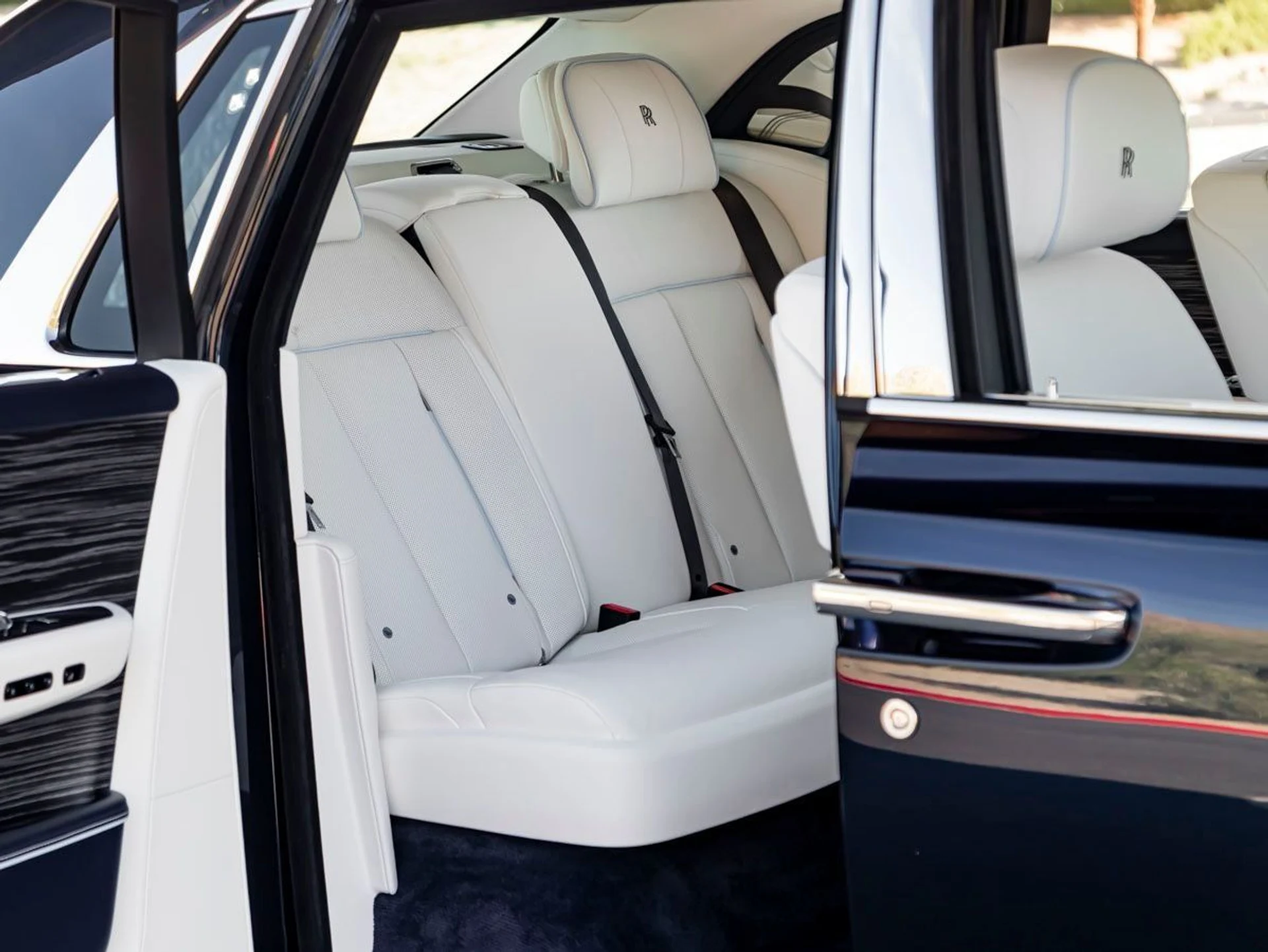 mph039_665509241_40_07eebfe69c