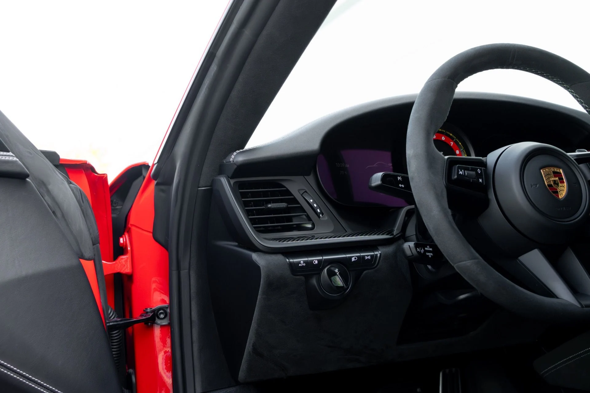 mph039_676313961_Used_2022_Porsche_911_GT_3_1761761054_c434c89a6d