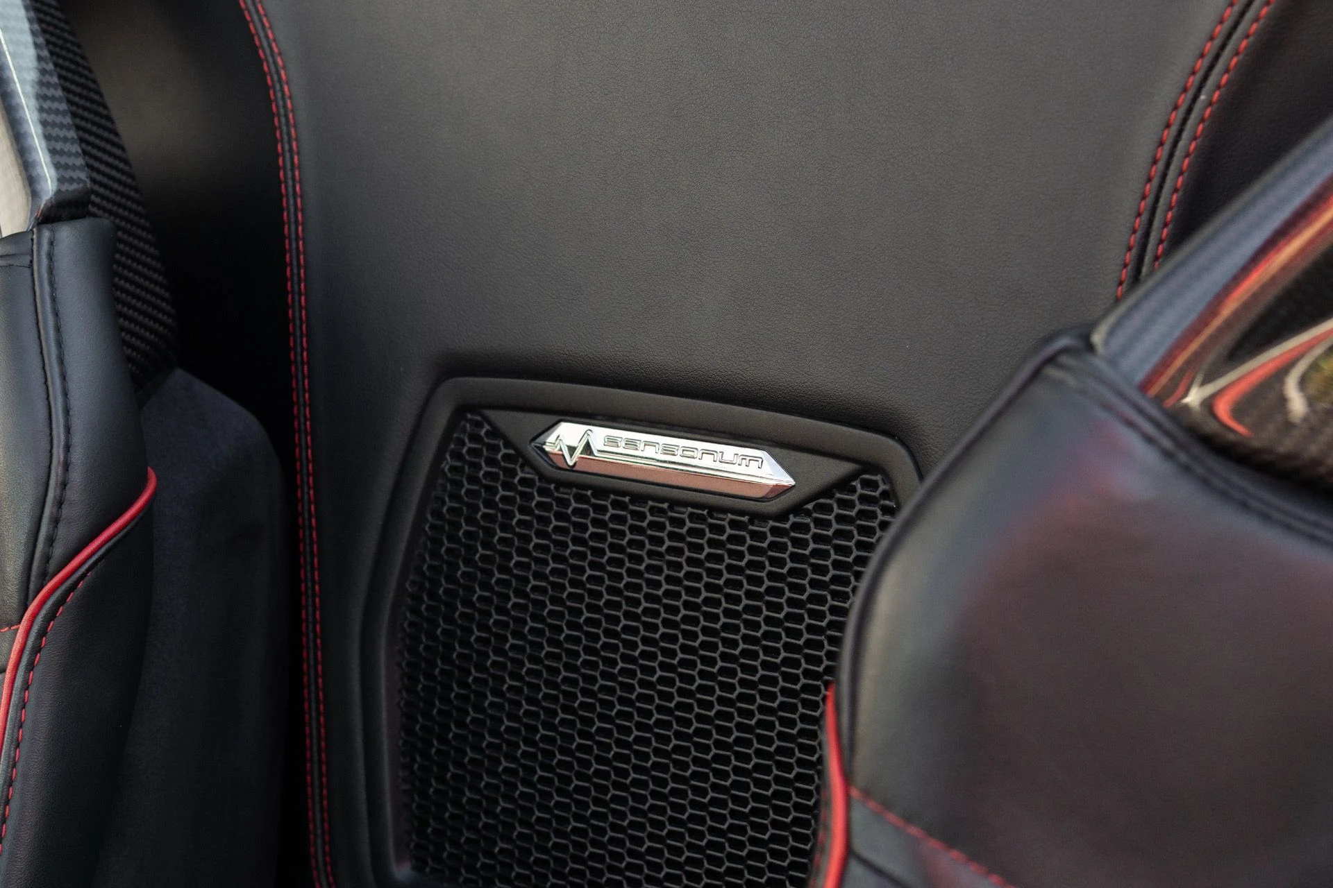 mph039_678805741_Used_2021_Lamborghini_Huracan_EVO_Spyder_1766013013_faa892a584