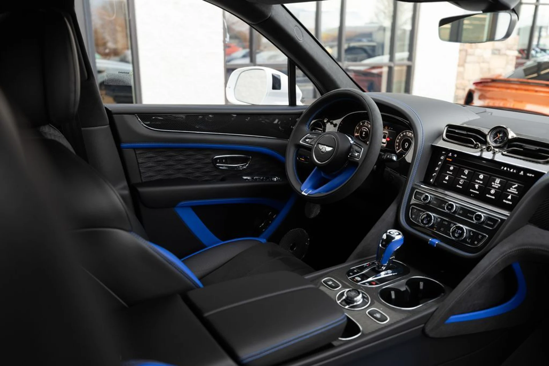 mph039_689516505_dde95bfc6032b8c00146db05fdedac2dx_4c390e39e1