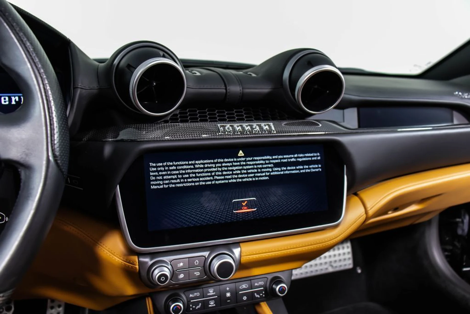 mph039_698254587_e5e5ffe5bf434aa090ff70a0a763e5e5x_ed774495a5