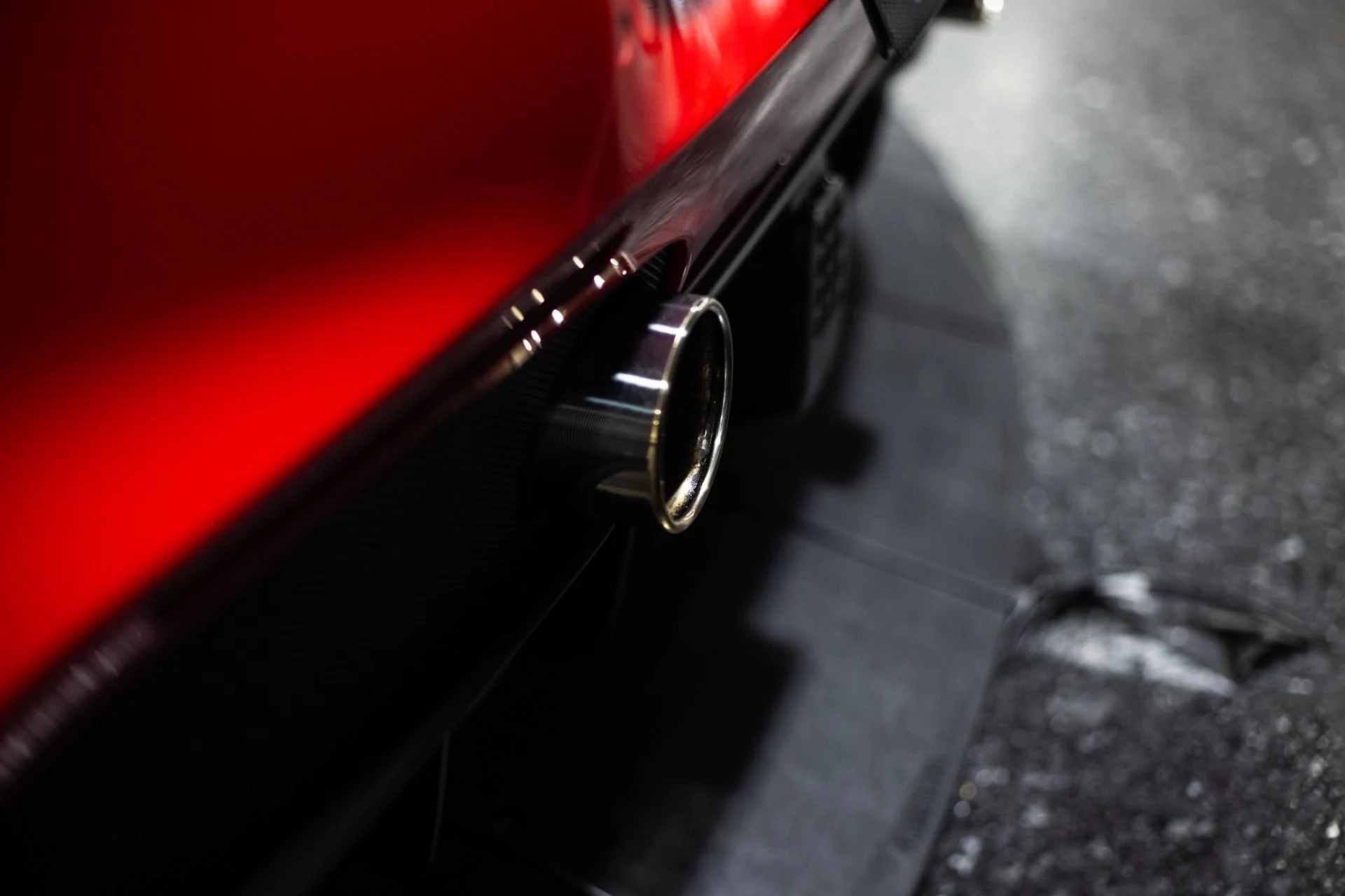 mph039_700199576_Used_2016_Ferrari_488_GTB_HUGE_330k_MSRP_20_K_in_HRE_and_Novitec_Mods_Race_Seats_1770929590_5eb26e3843