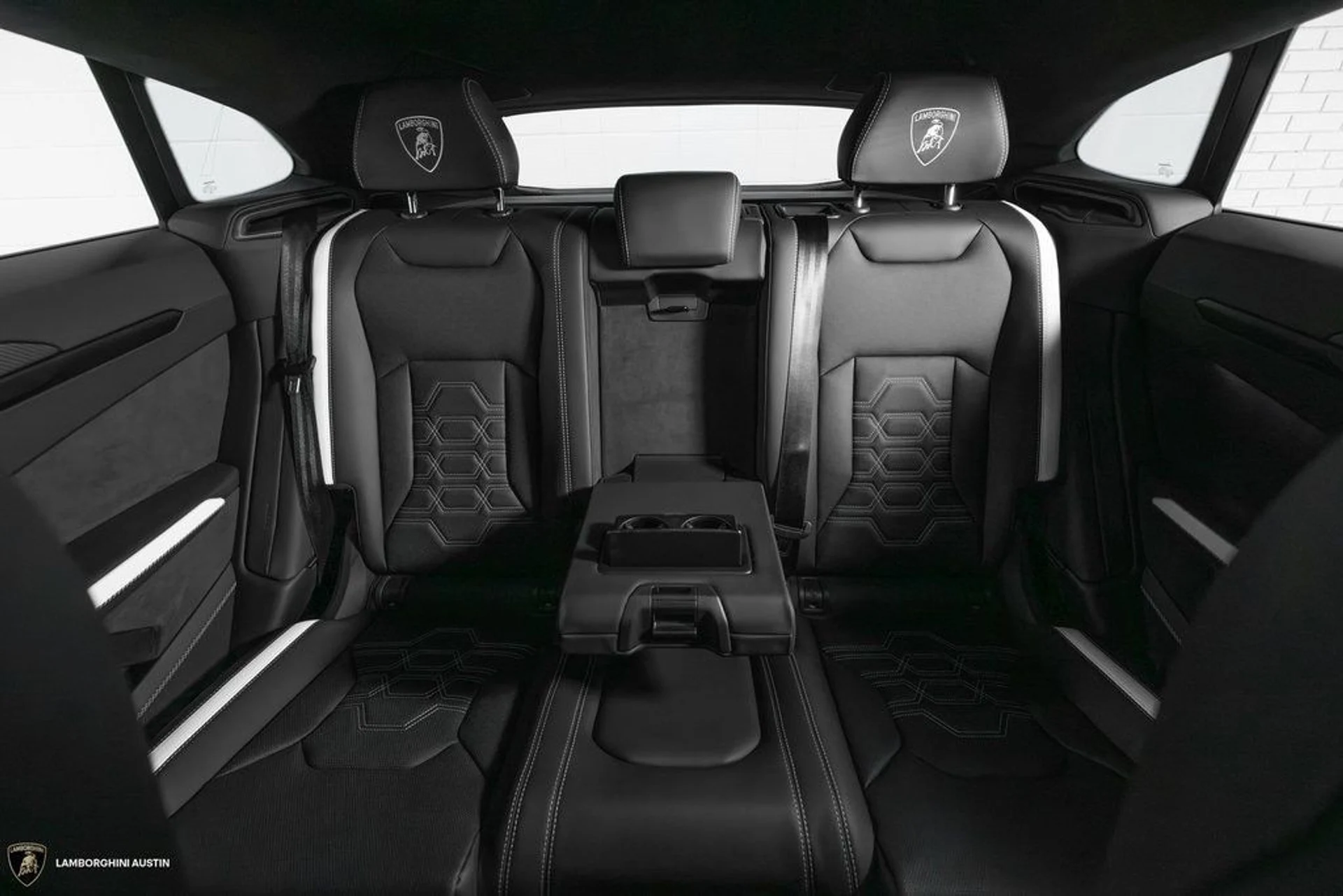 mph039_702586254_0fae74bf73365ec216eaa58970d0595cx_bc2f60be2a