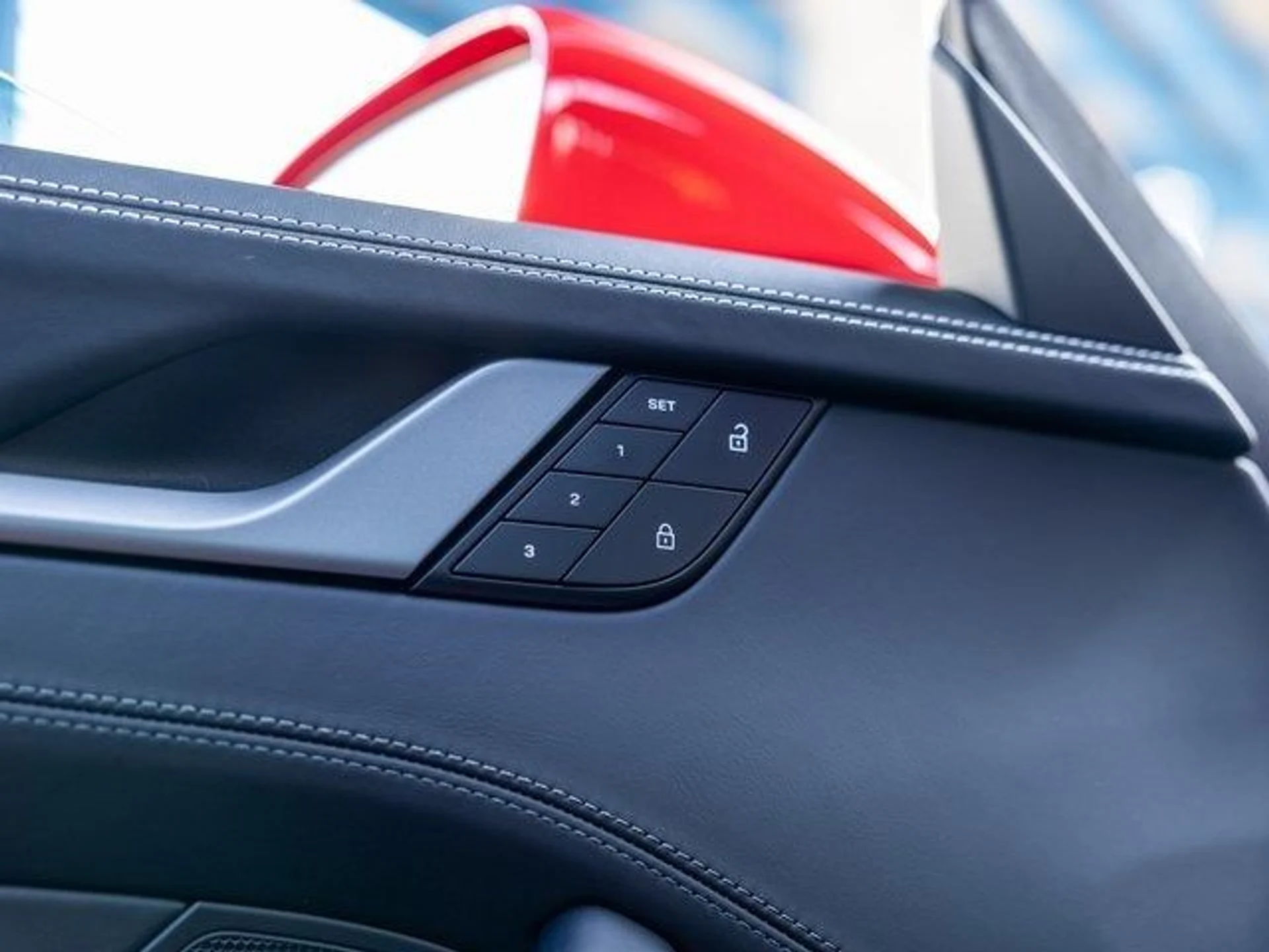 mph039_70827658_40_eea3579670