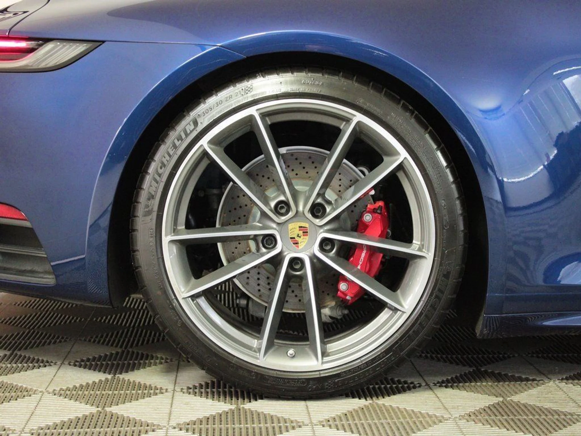 mph039_731516573_40_e3570a2822