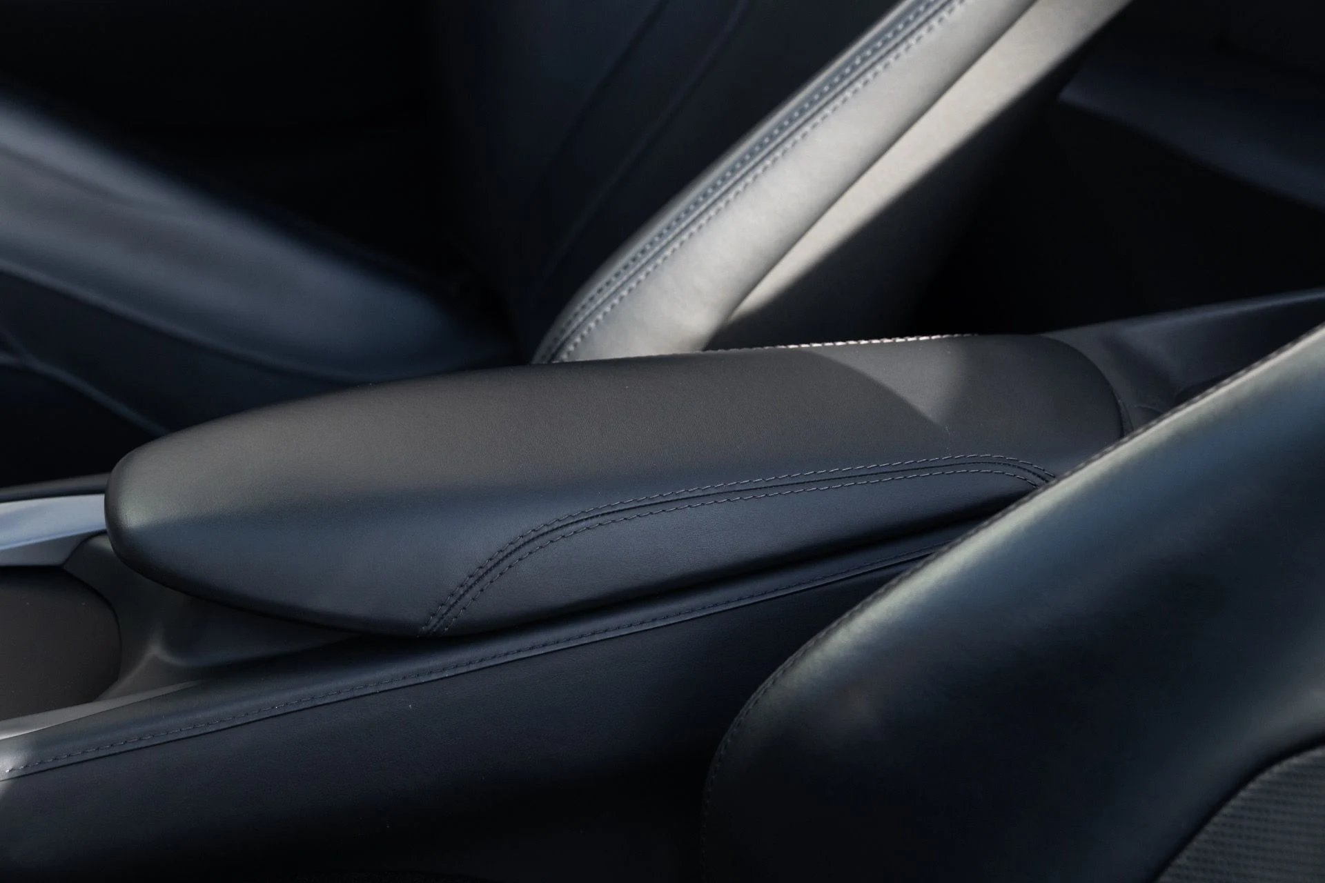 mph039_734102484_Used_2019_Ferrari_Portofino_1771532696_005ff5178c