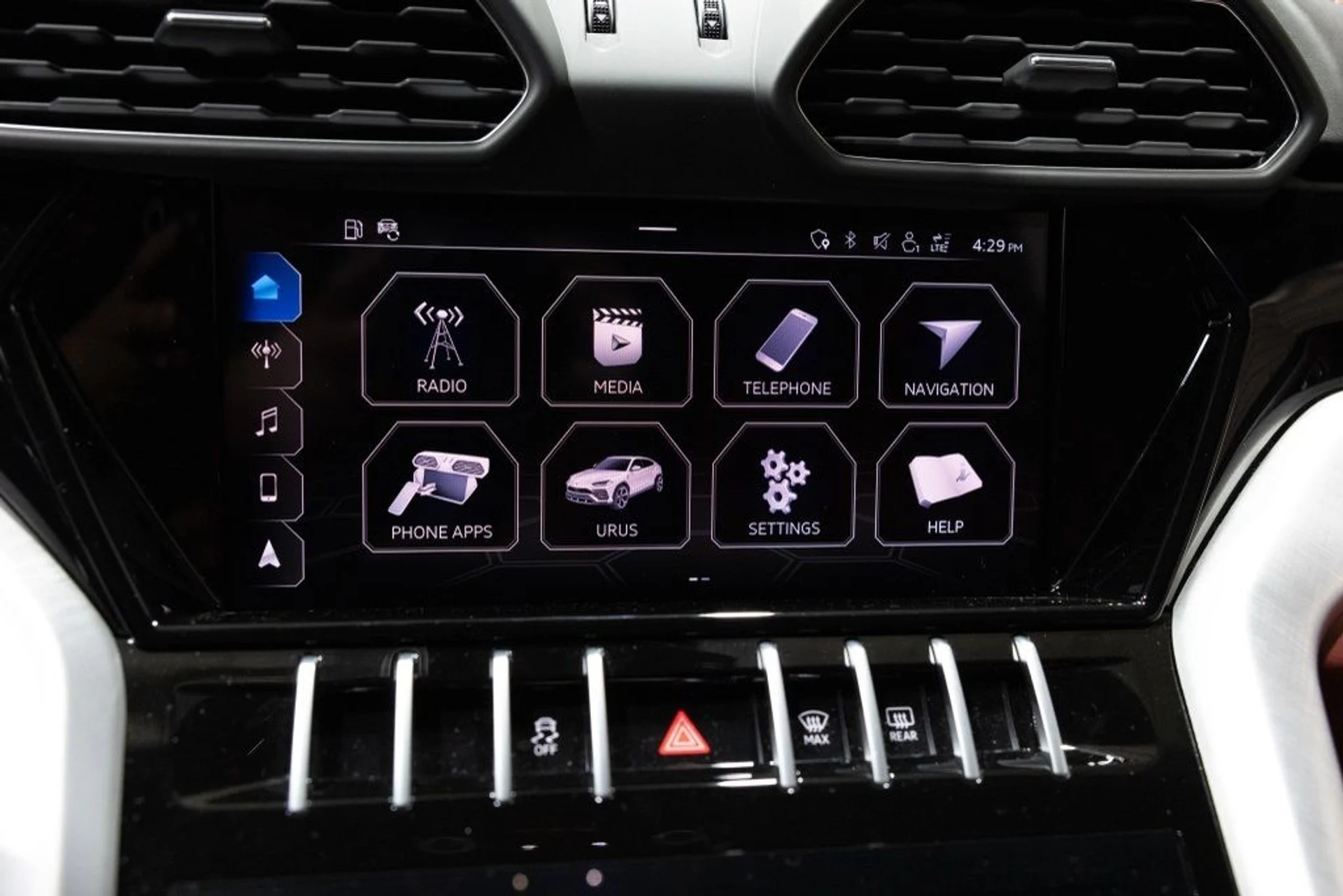 mph039_737699439_flux1bm7pjwajos3yb8gbhmy1ic7_11adb49ce0