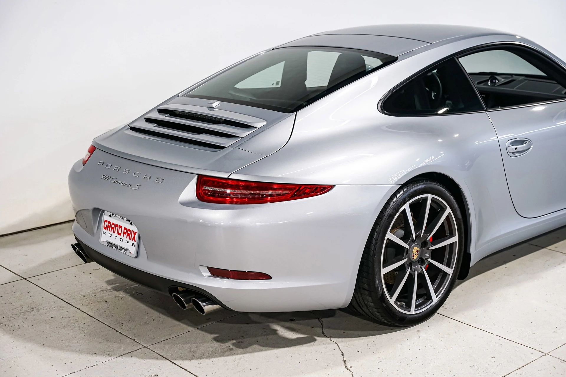 mph039_739424676_eecb33d5c56bd3db56f2e696a3346aa6x_7b78746484