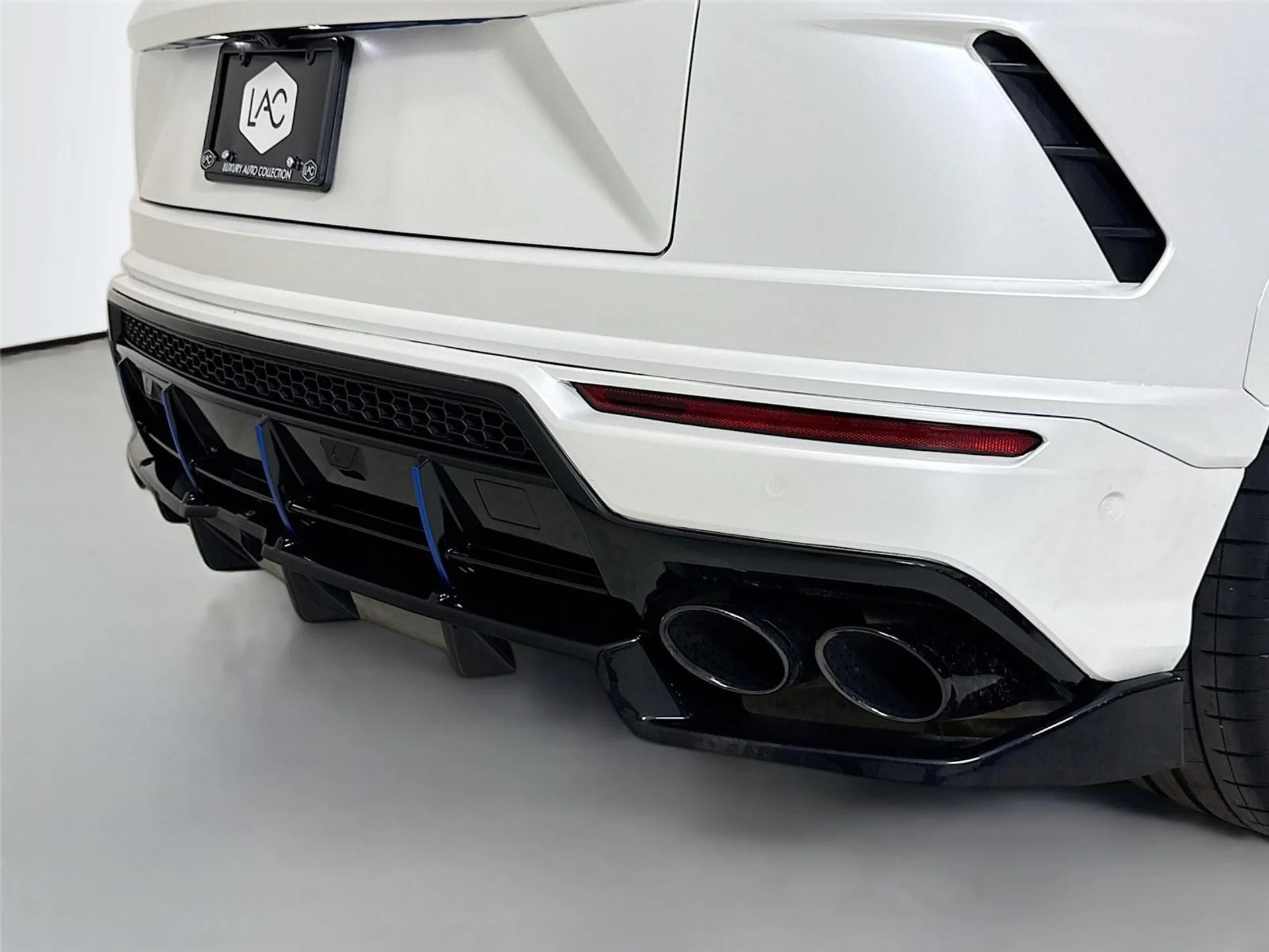 mph039_744728349_c718eae73d0024434196643d96f78a7f_364c324f09