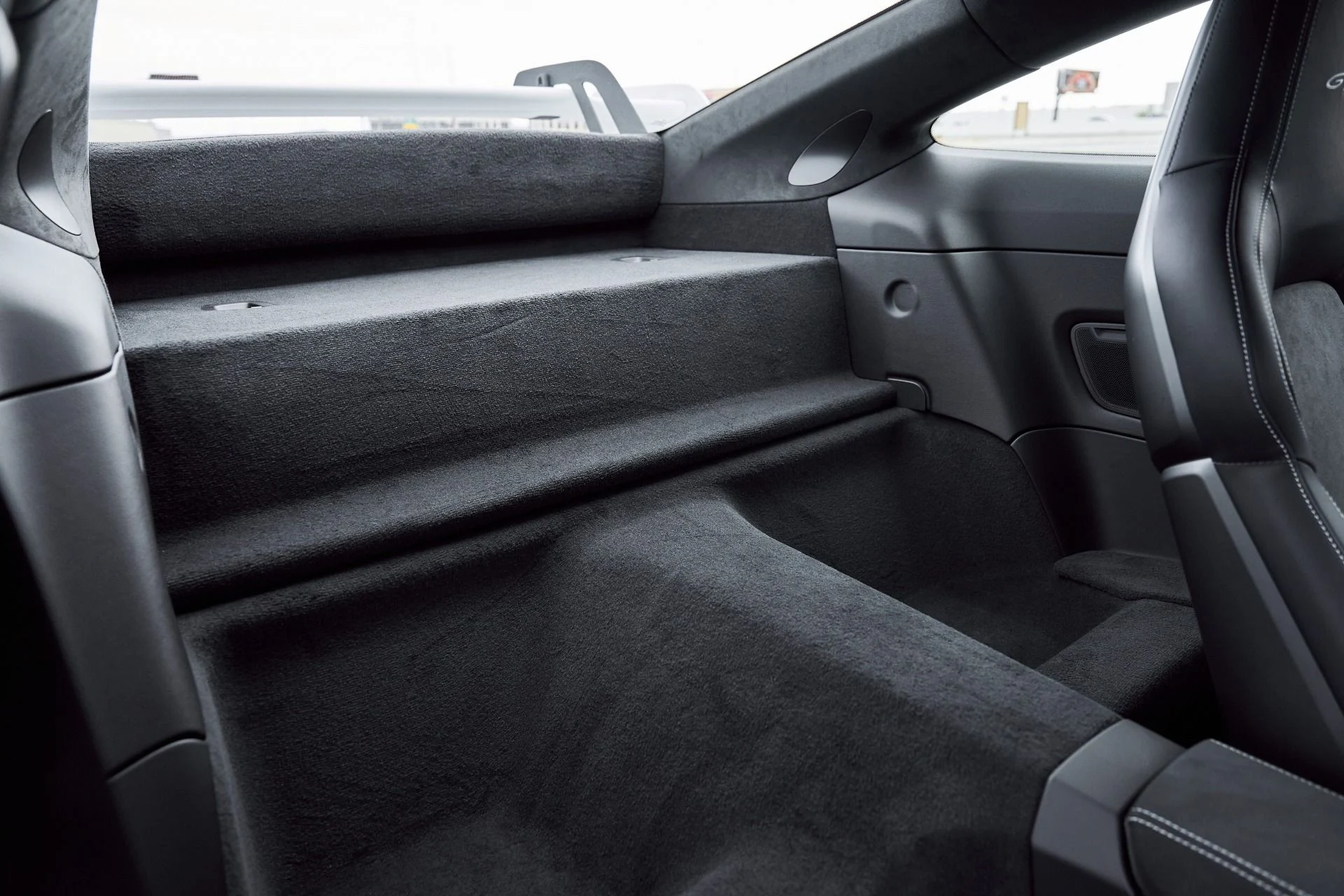 mph039_752459877_Used_2025_Porsche_911_GT_3_1766797641_c83c3ecdaf