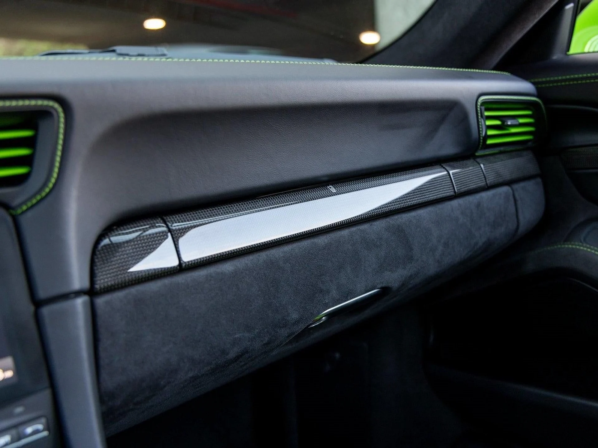 mph039_762047248_40_f3b958d5b8