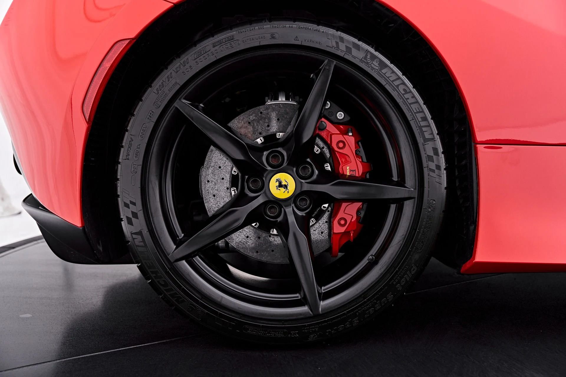 mph039_763175166_Used_2020_Ferrari_F8_Tributo_Base_1787788452_9de7192987