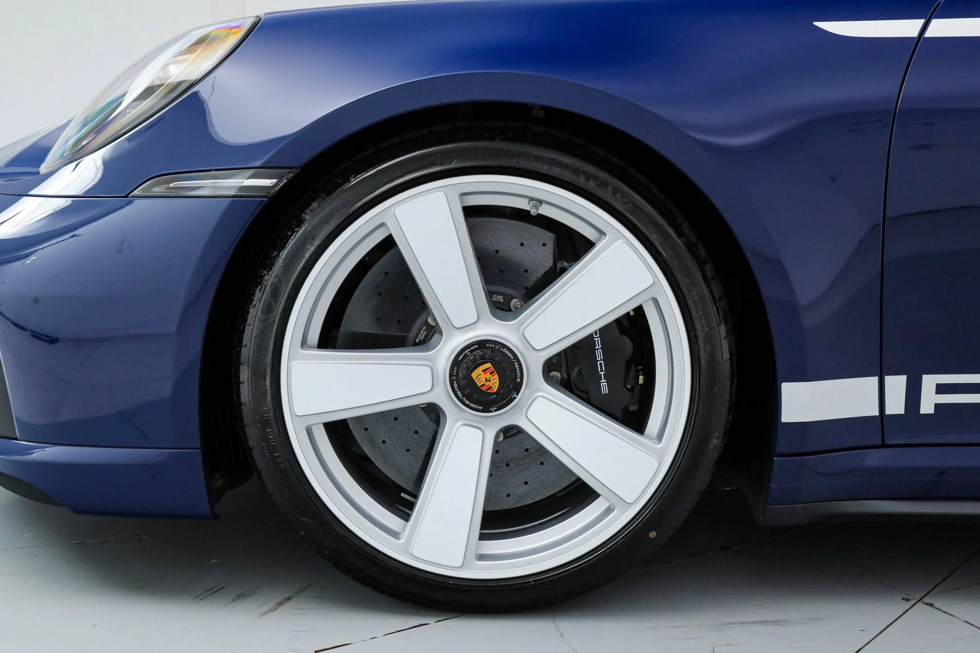 mph039_76703325_bb50b47b2ff60acf10740091501ff45b_67e327db6d