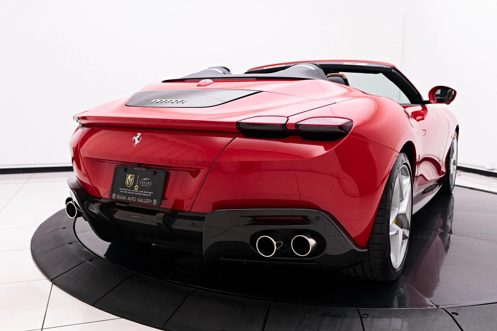 mph039_787416712_Used_2024_Ferrari_Roma_Base_1757783511_8bb7e9e03c