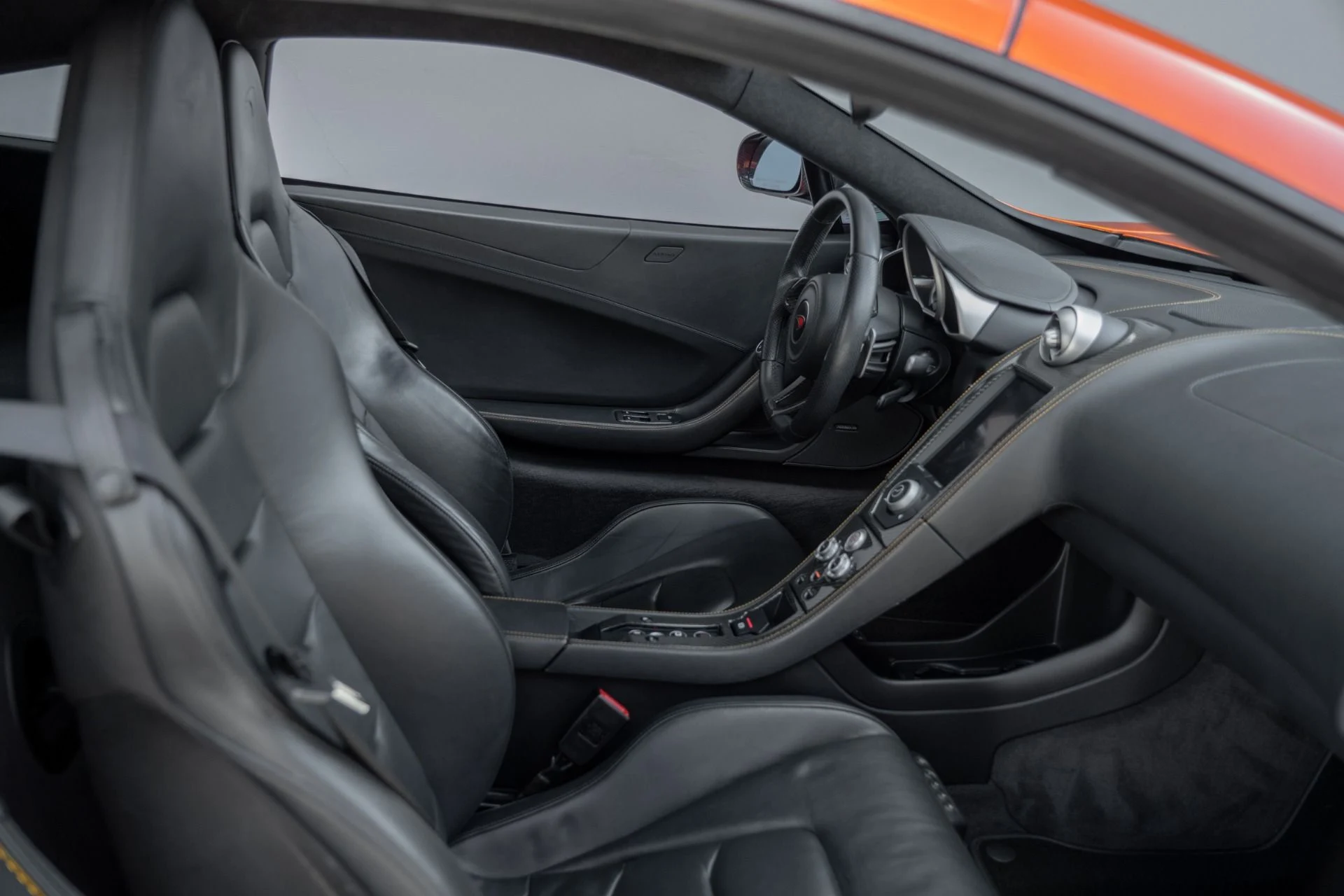 mph039_795012922_Used_2012_Mc_Laren_MP_4_12_C_1760565617_4d3cedfc31