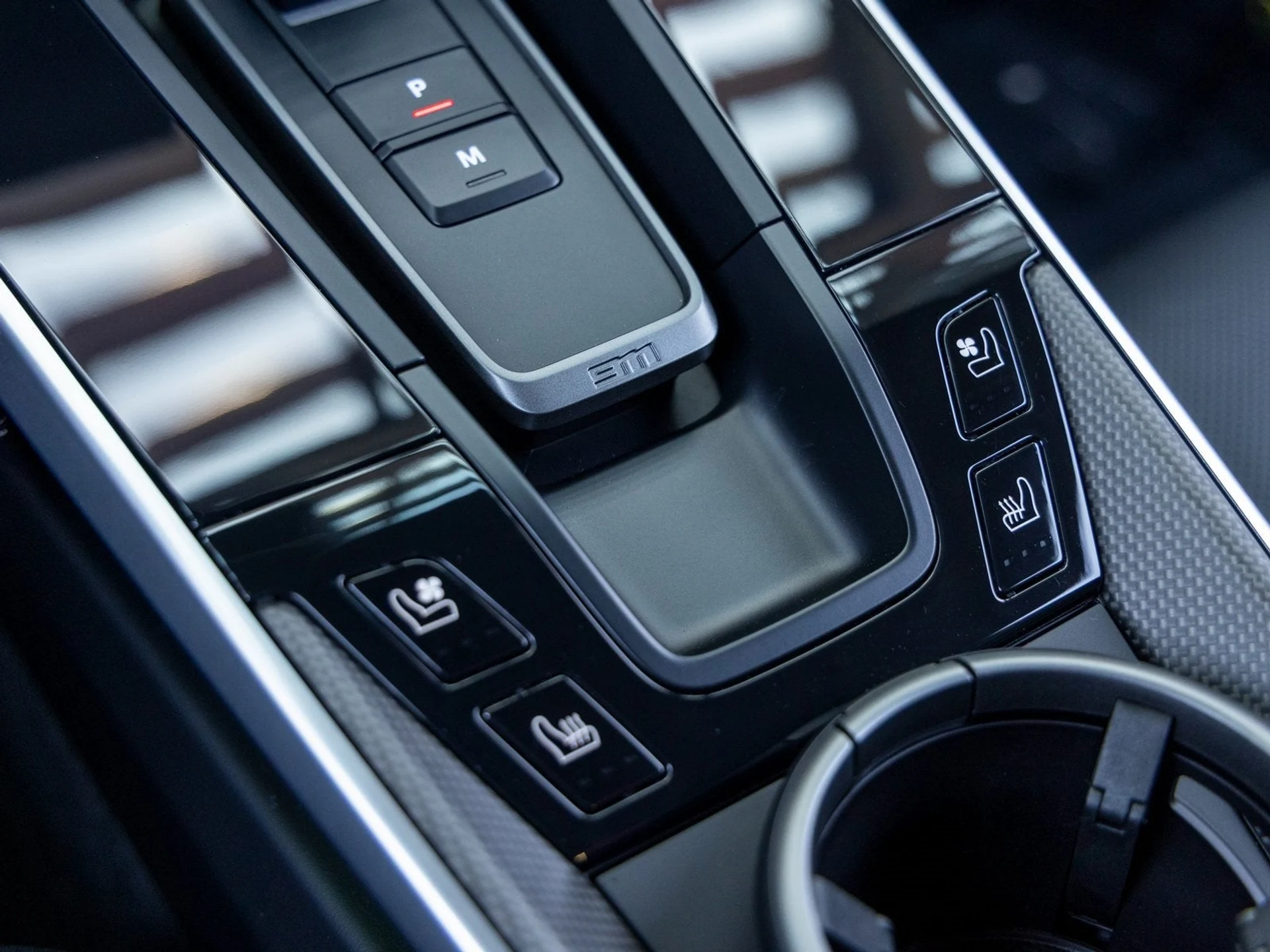 mph039_795552014_40_81e1067140