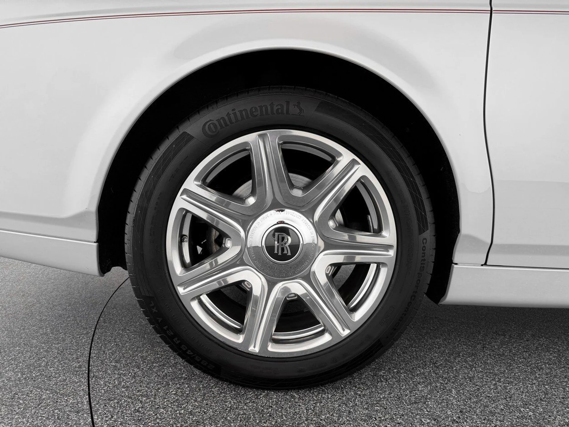 mph039_810970112_c3d4998266e5ea513e269df11c2b25af_13b3939f1a